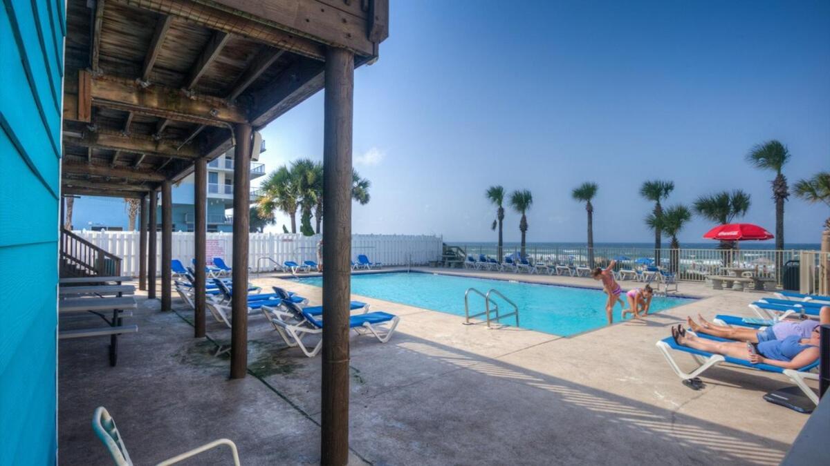 2 Bd 2 And Half Ba Two Story Haven Pet Friendly With Golf Cart Holiday home *