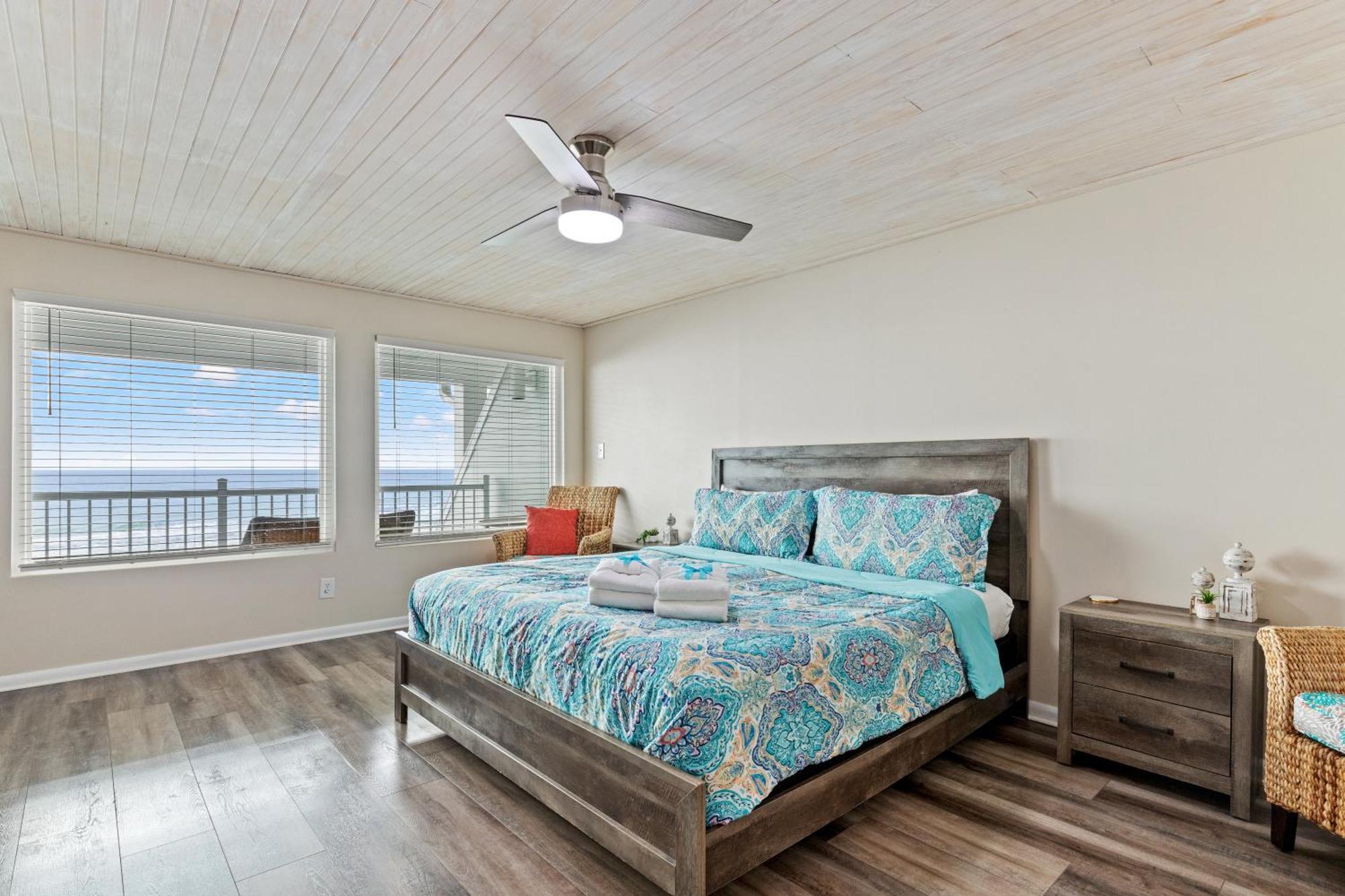 Put Some Vitamin Sea In Your Vacation! Gulf Front Town - Quiet West End *