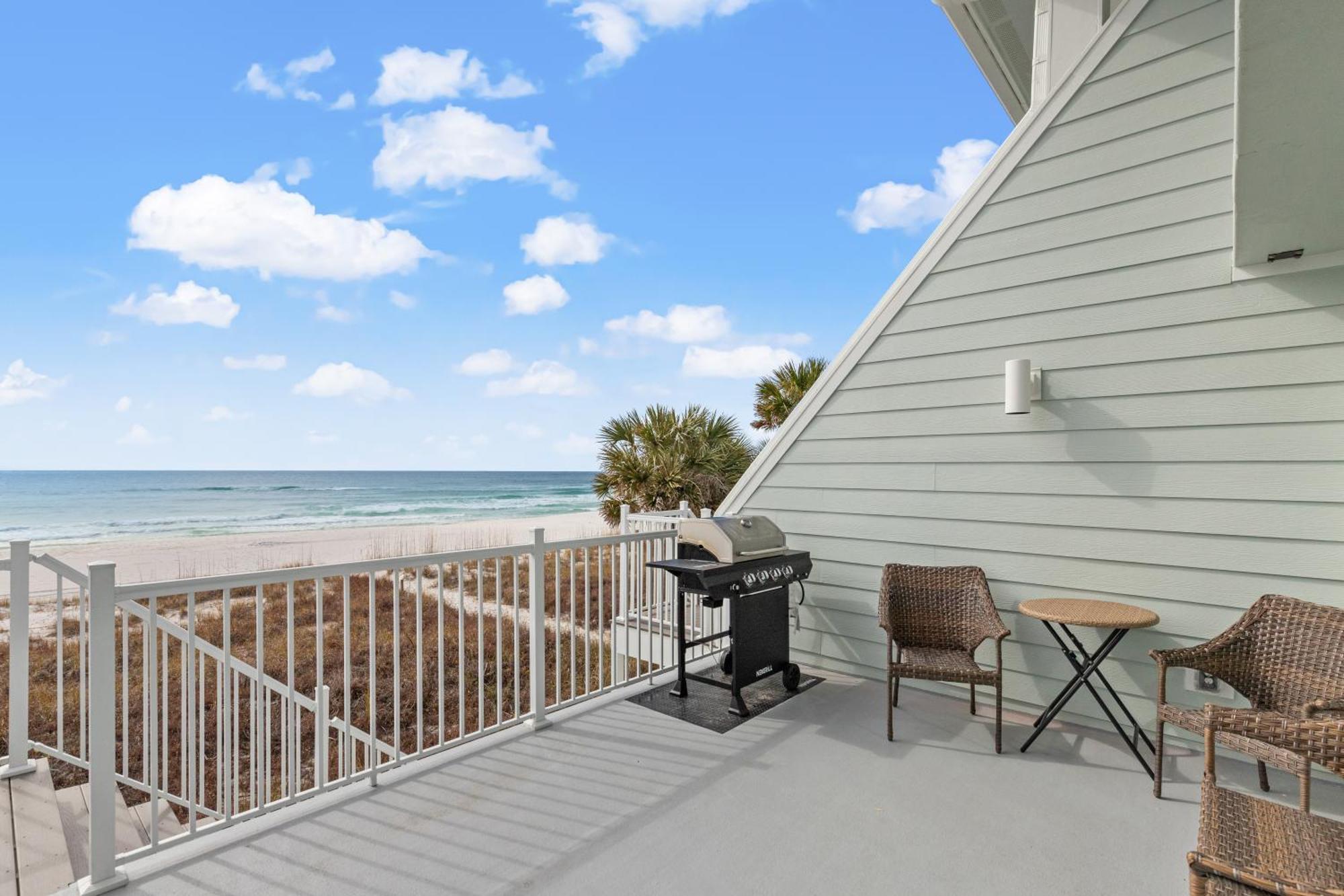 Holiday home Put Some Vitamin Sea In Your Vacation! Gulf Front Town - Quiet West End Panama City Beach