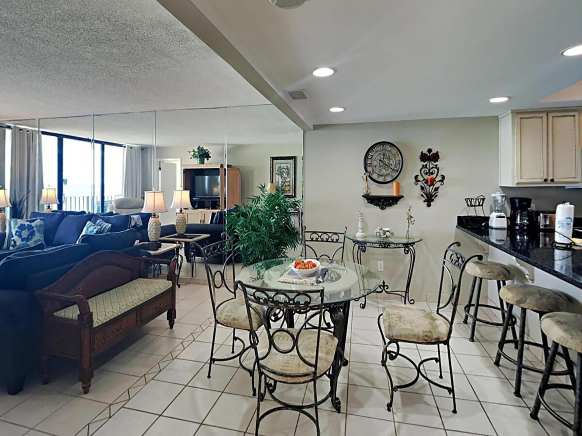 Edgewater Tower 2-704 Holiday home *