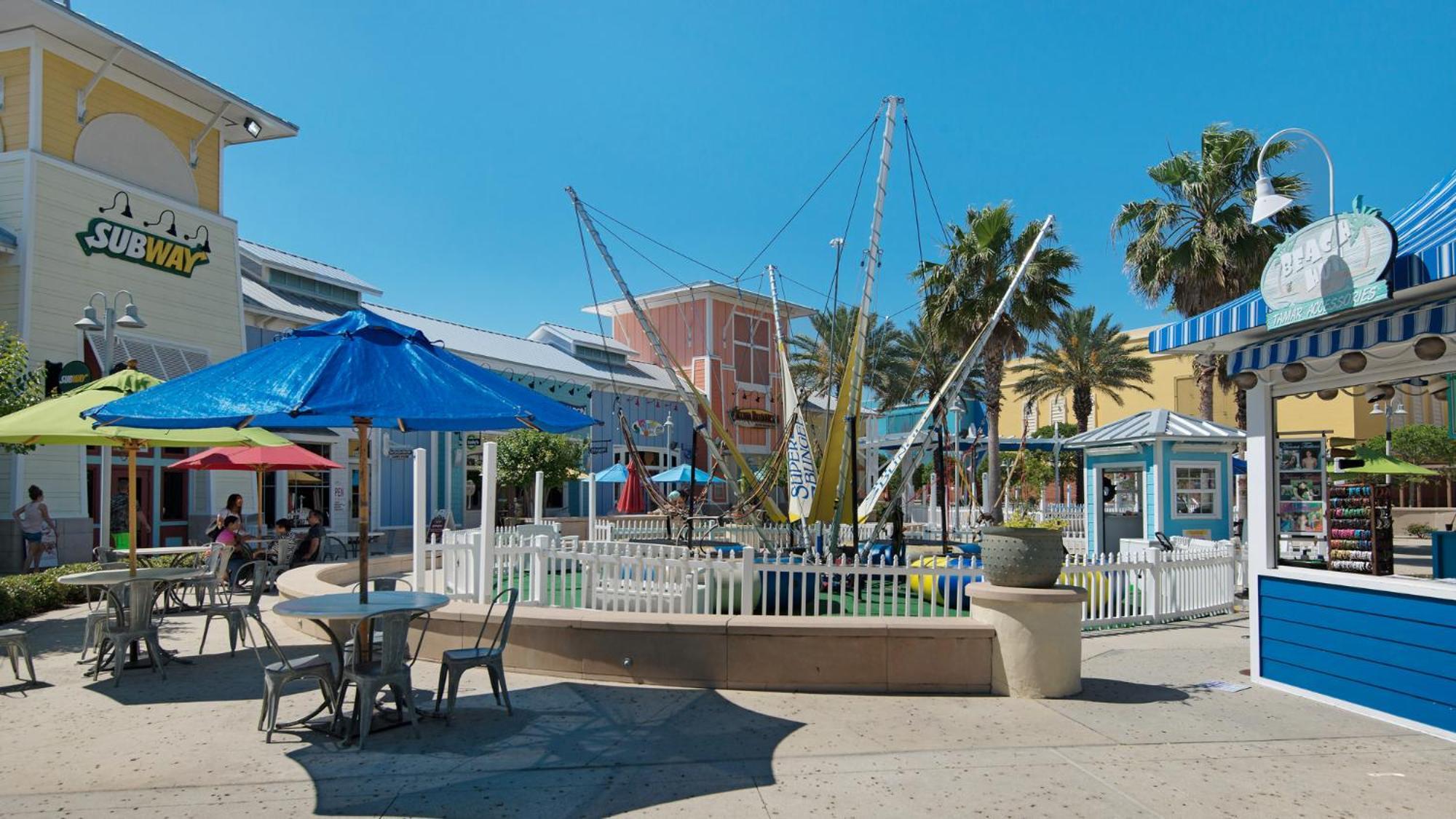 Laketown 1730 Gorgeous 2 Bd Bunks, Gulf Views, Amenities Holiday home
