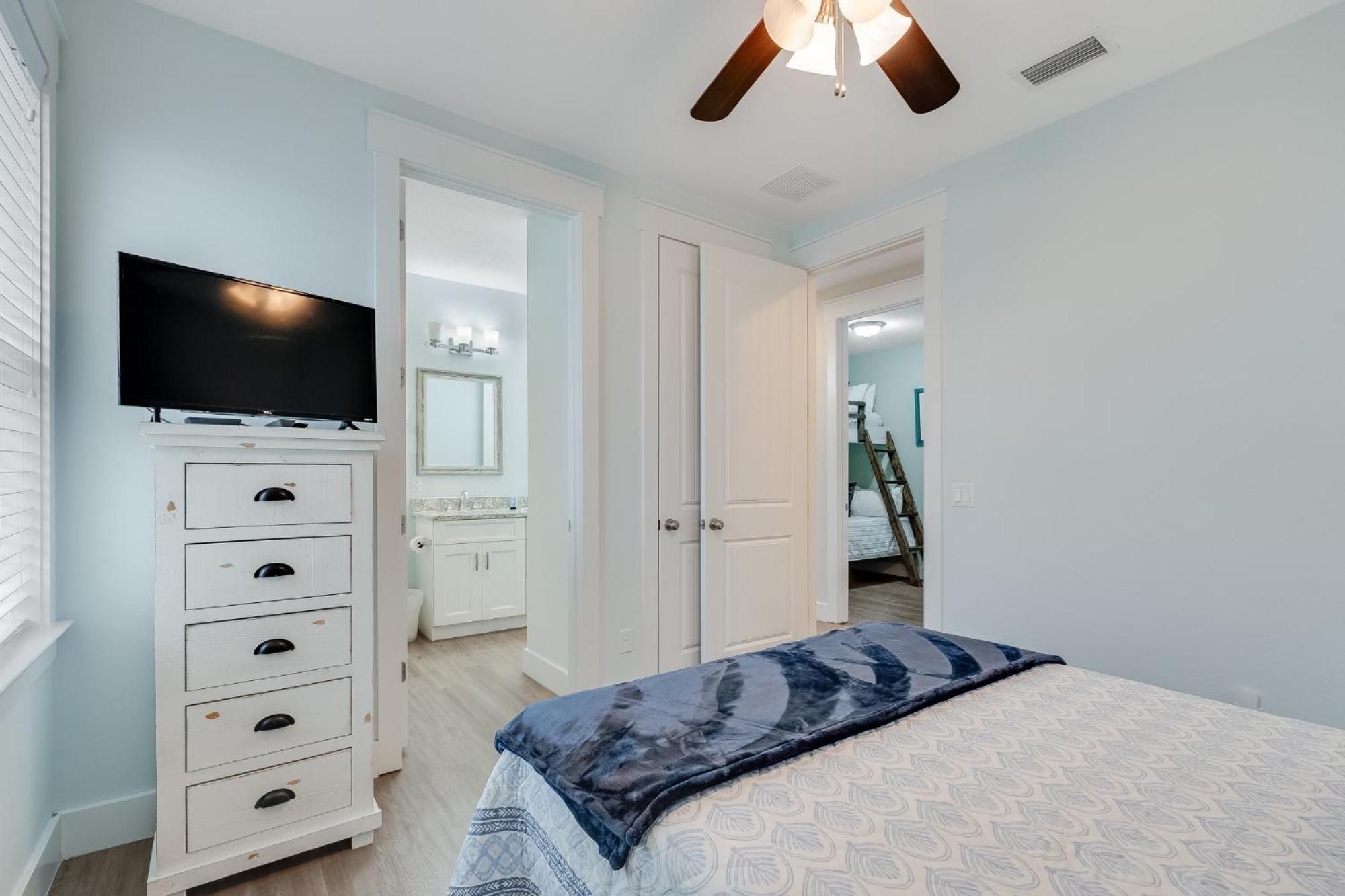 Coastal Sands - 219 Sands Street