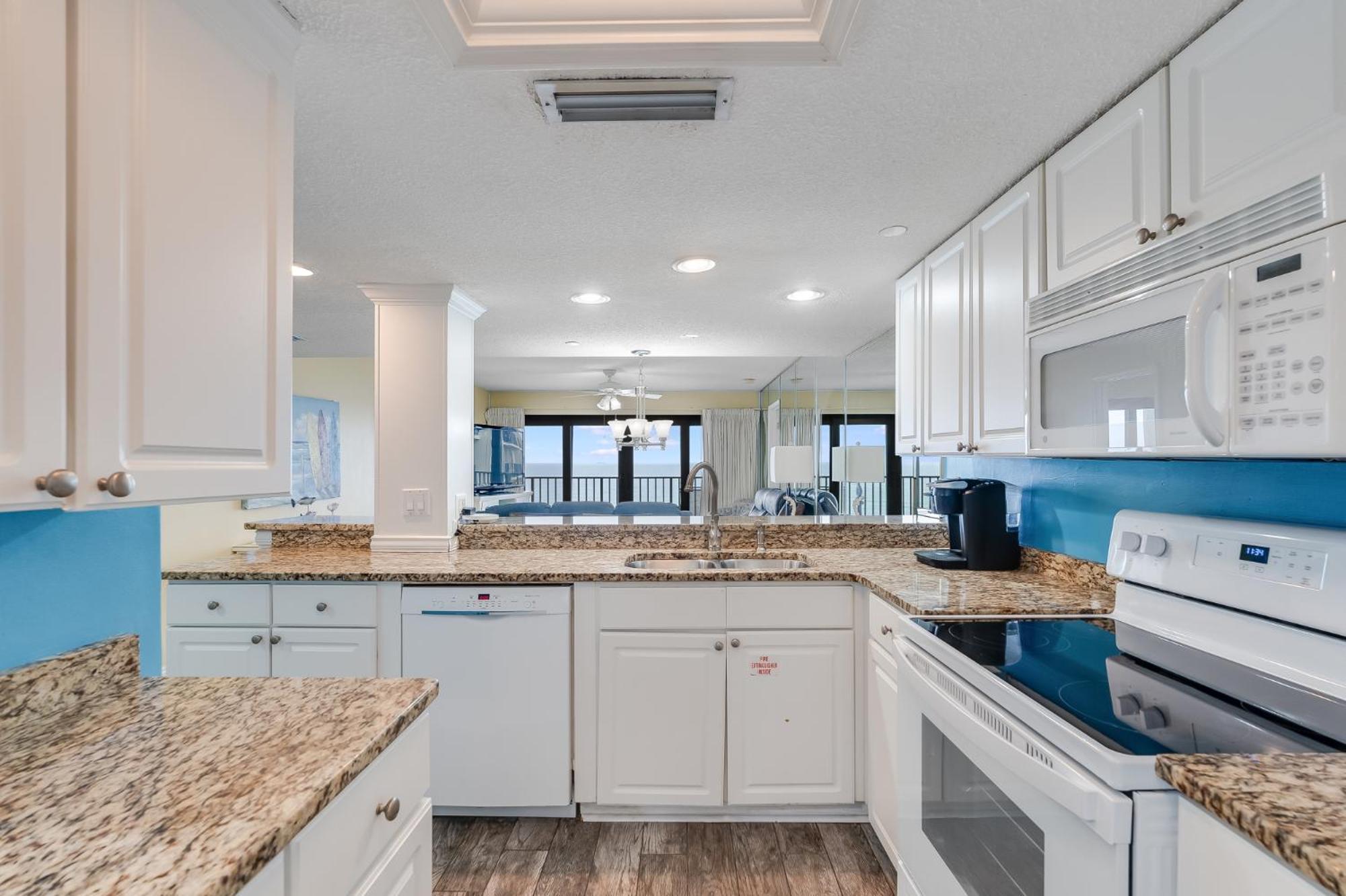 Commodore 605 3 Bedroom 3 Ba With 2 Beachfront Masters * Panama City Beach