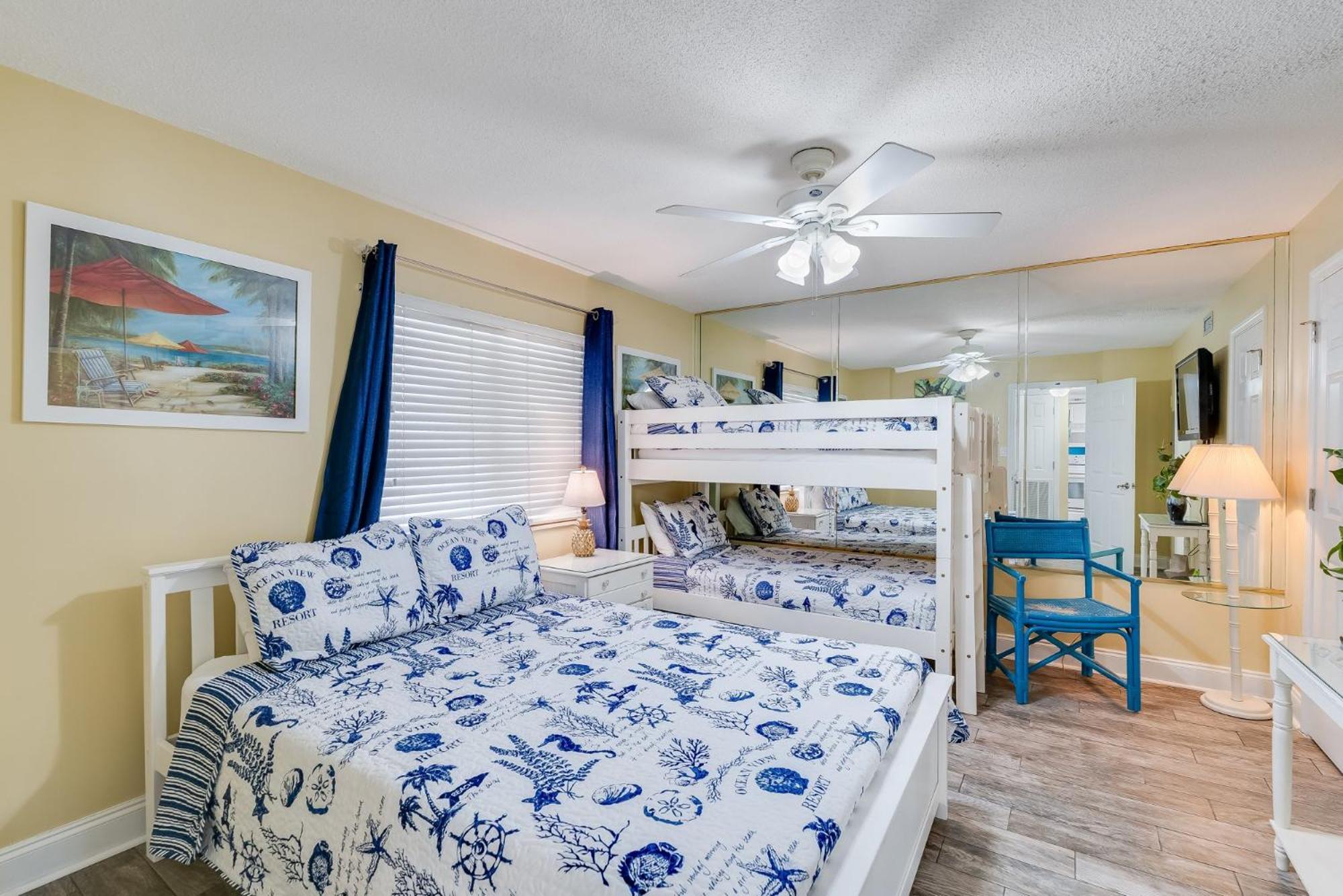 Commodore 605 3 Bedroom 3 Ba With 2 Beachfront Masters