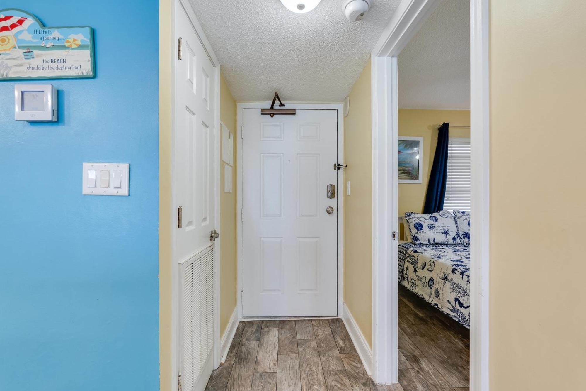 Commodore 605 3 Bedroom 3 Ba With 2 Beachfront Masters