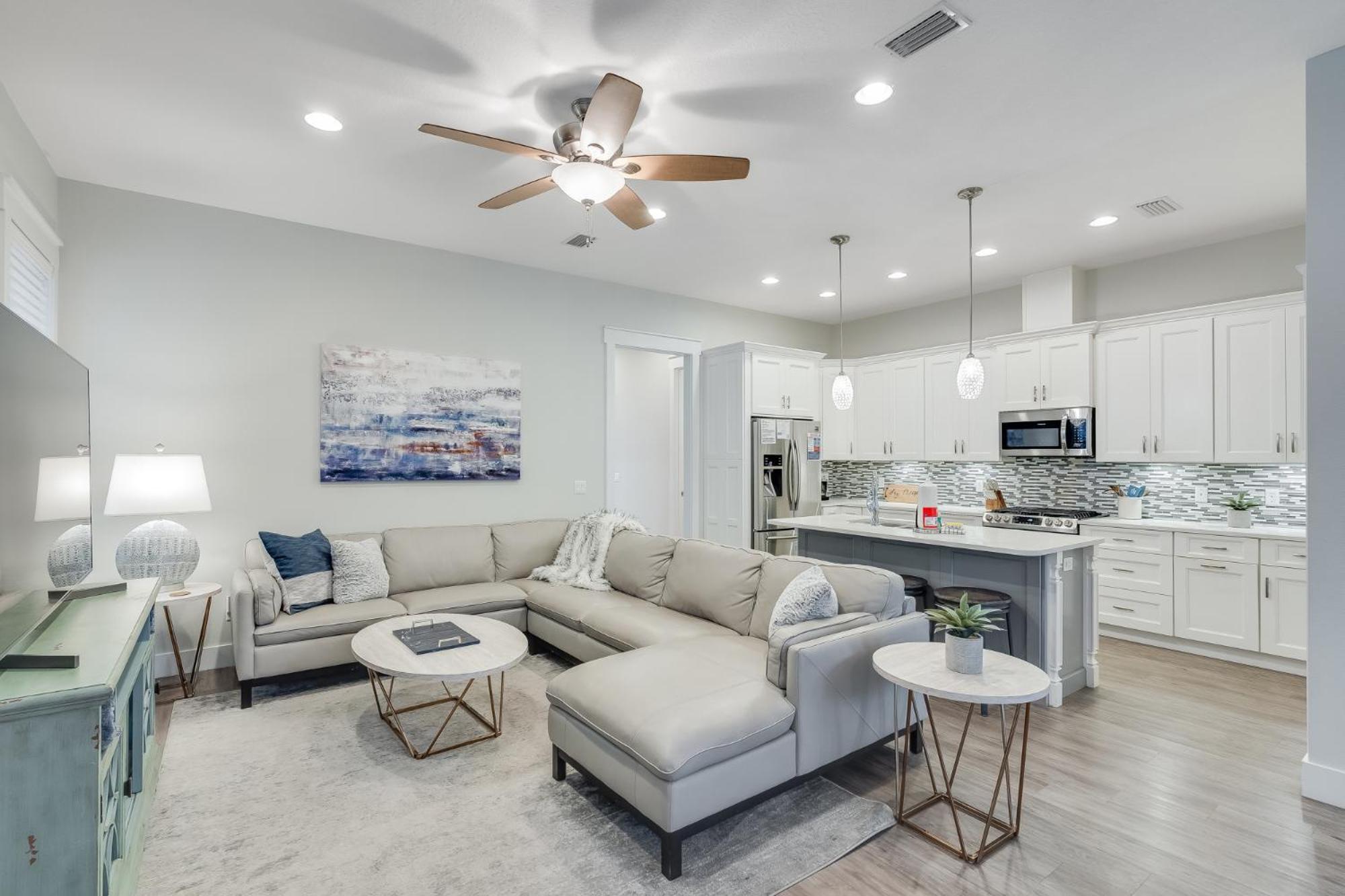 Coastal Sands - 219 Sands Street *
