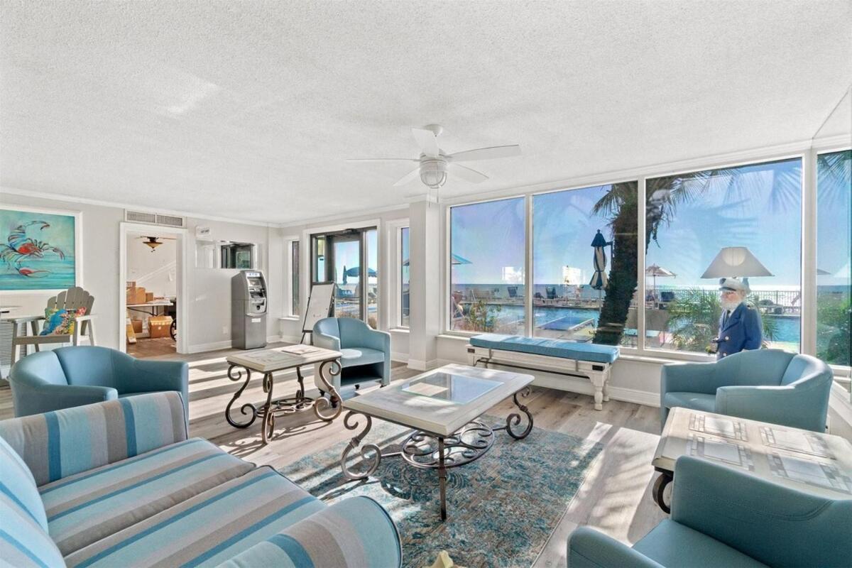 Apartment Regency Towers 207 - Sleeps 8 -east-gulf Overview