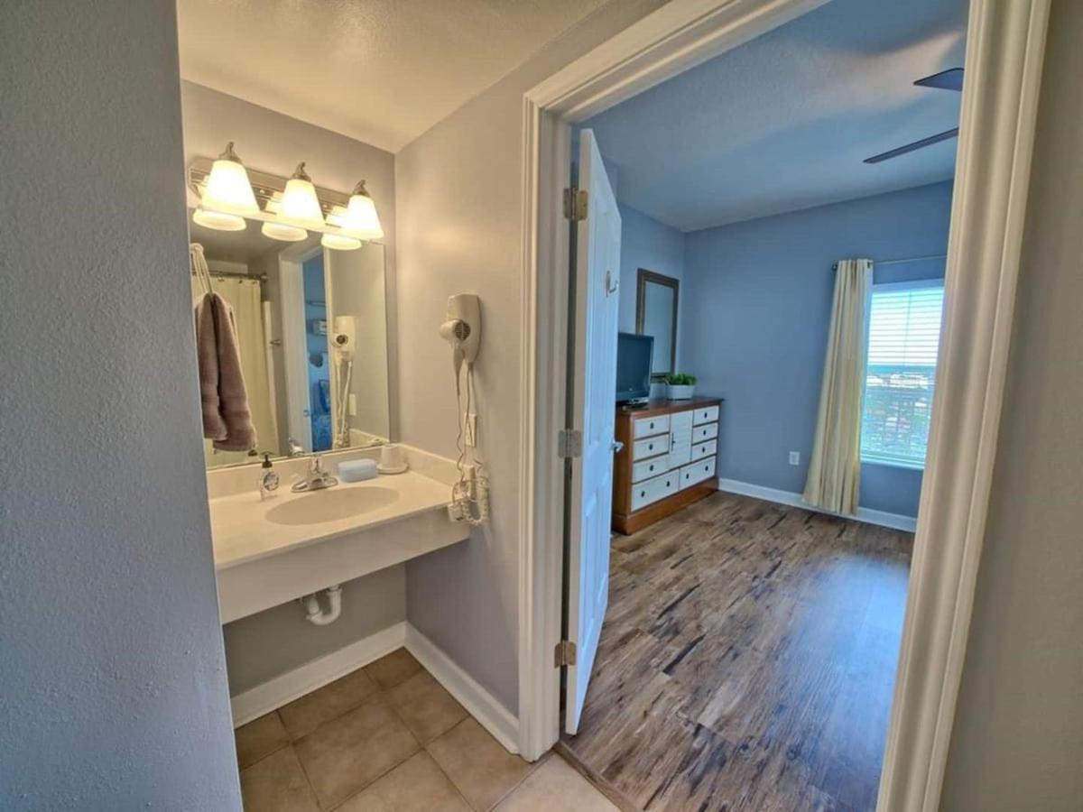 Shores Of Panama 1307, Two Masters! Under 25 Ok! Apartment *