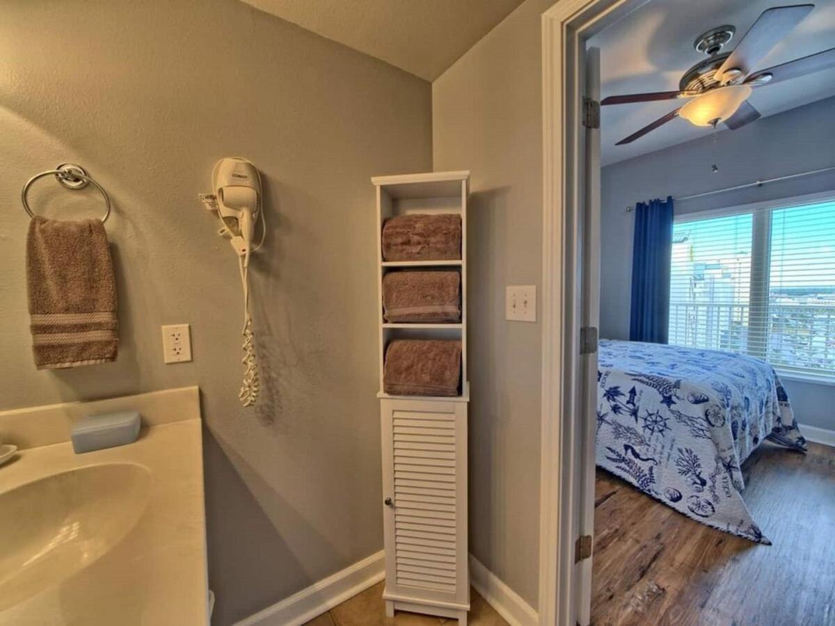 Shores Of Panama 1307, Two Masters! Under 25 Ok! Apartment
