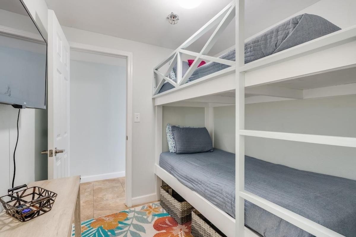 Shores Of Panama 602 2 Bedroom 2 Ba Beachfront Balcony Apartment
