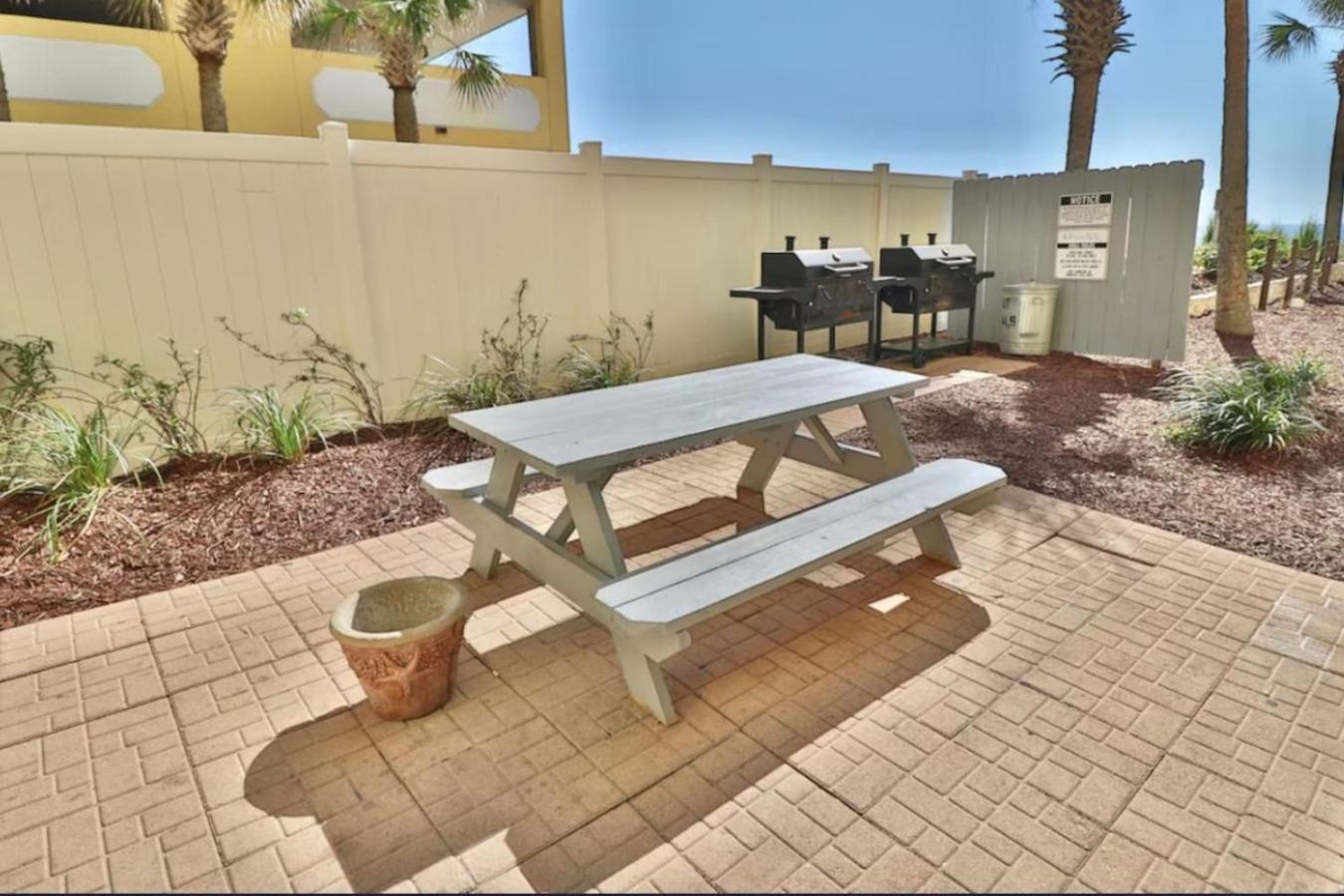 Ocean Ritz Unit 2002 *