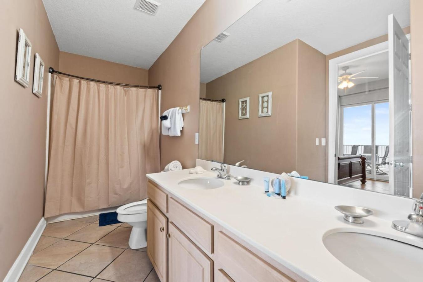 Ocean Ritz Unit 2002 Holiday home *