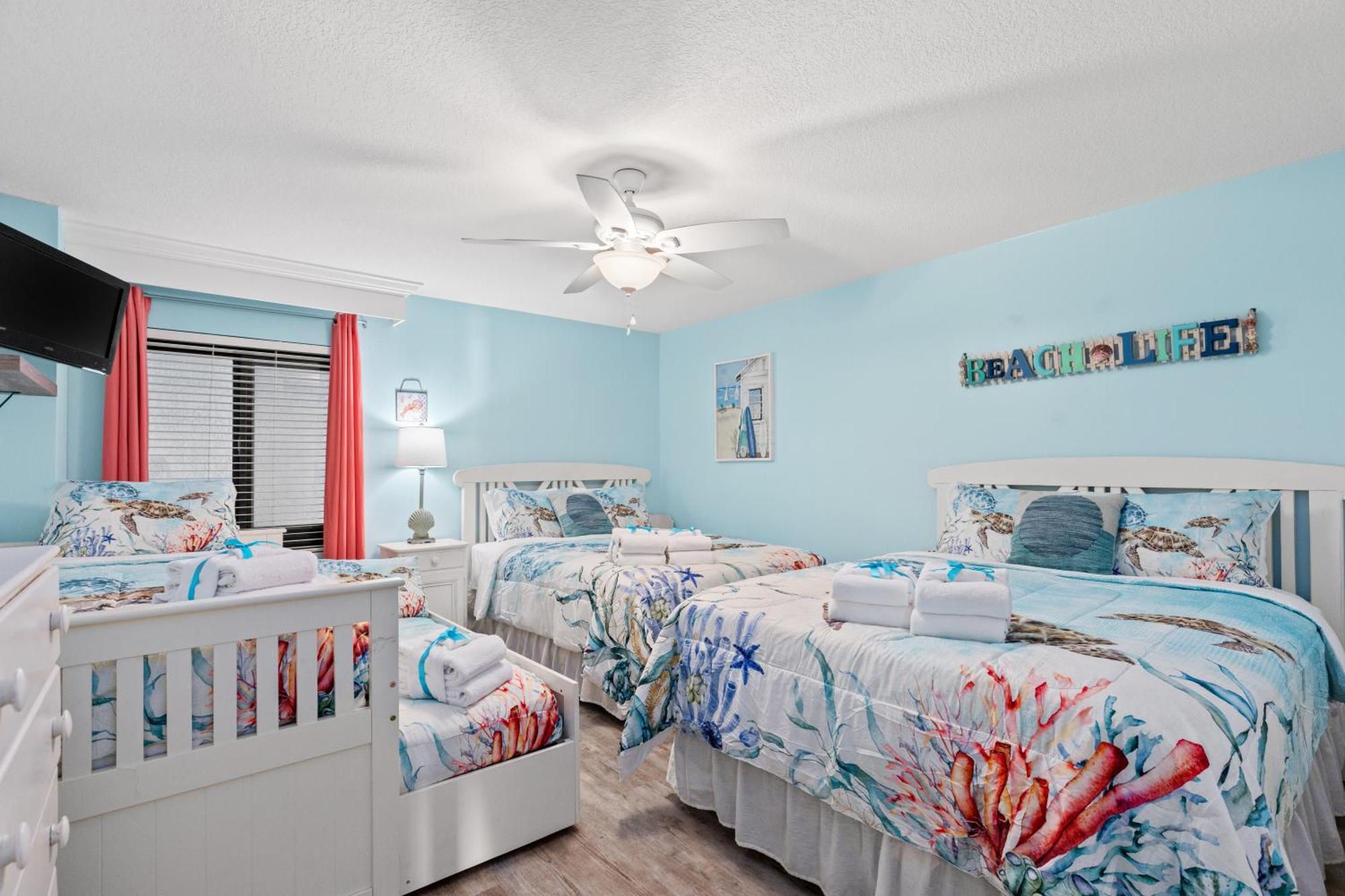 Watercrest Waves! Beachfront 2br/2ba Condo, Sleeps 8, Stunning Gulf Views! Holiday home