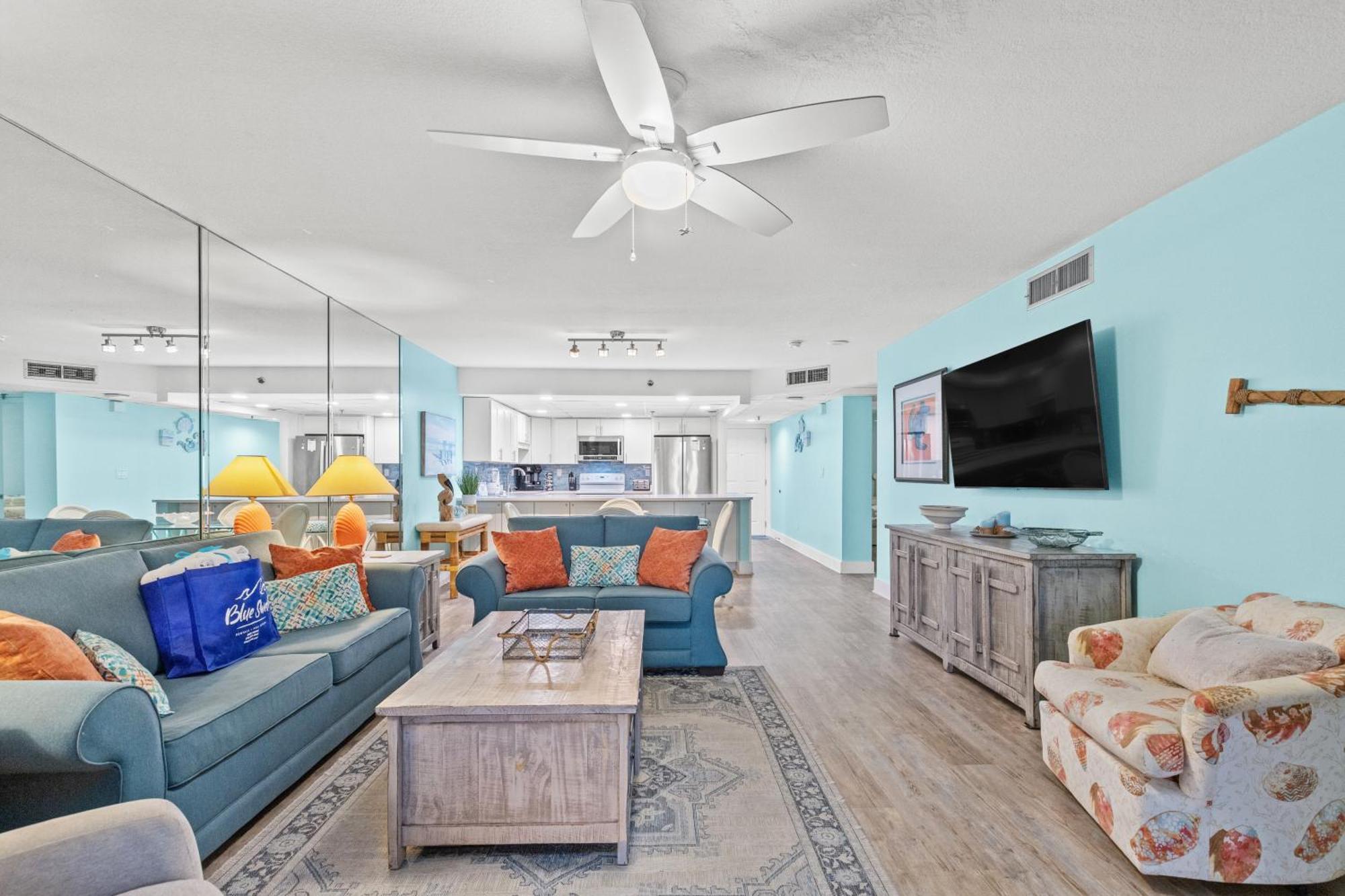 Holiday home Watercrest Waves! Beachfront 2br/2ba Condo, Sleeps 8, Stunning Gulf Views! Panama City Beach