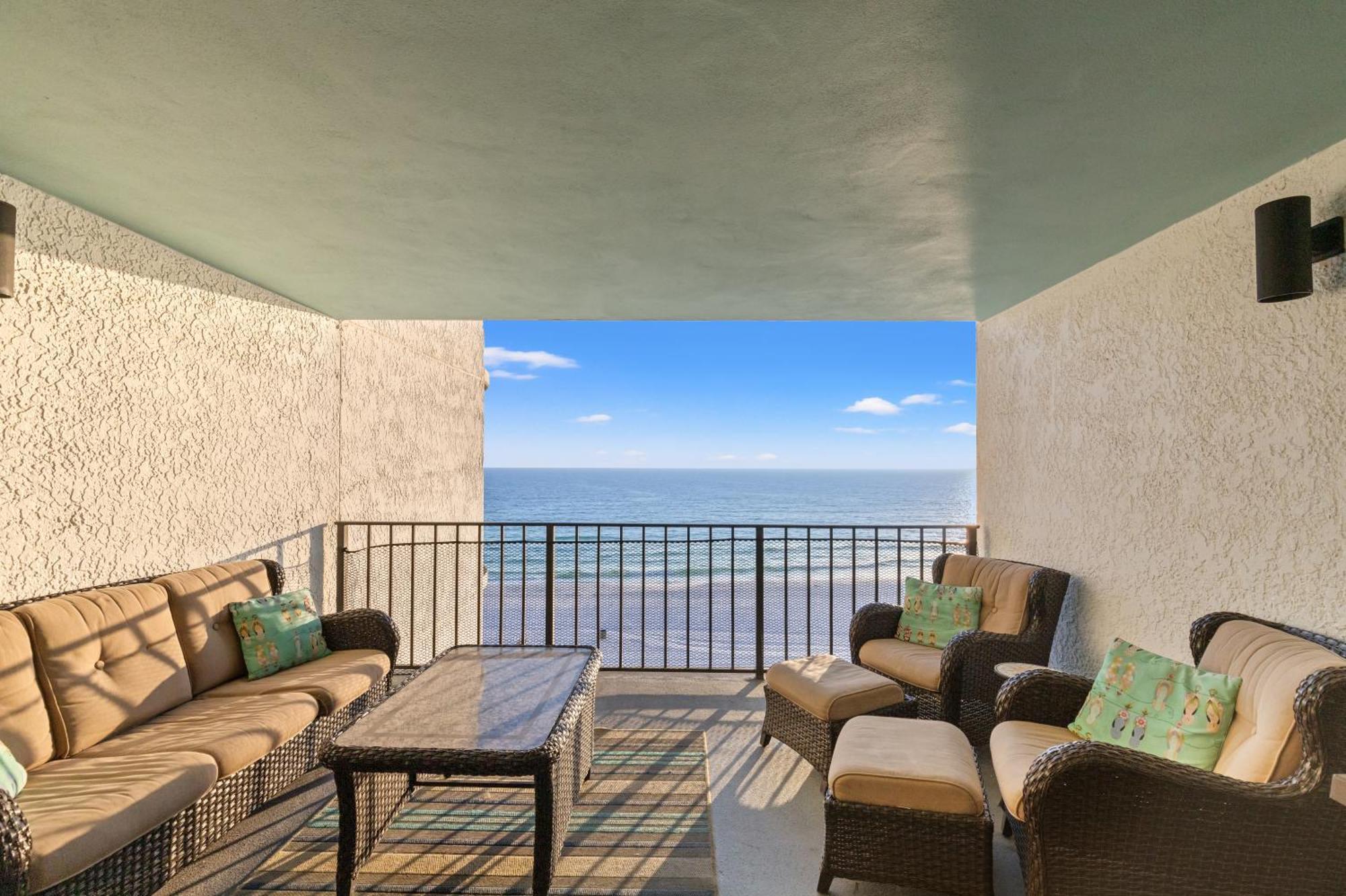 Watercrest Waves! Beachfront 2br/2ba Condo, Sleeps 8, Stunning Gulf Views! * Panama City Beach