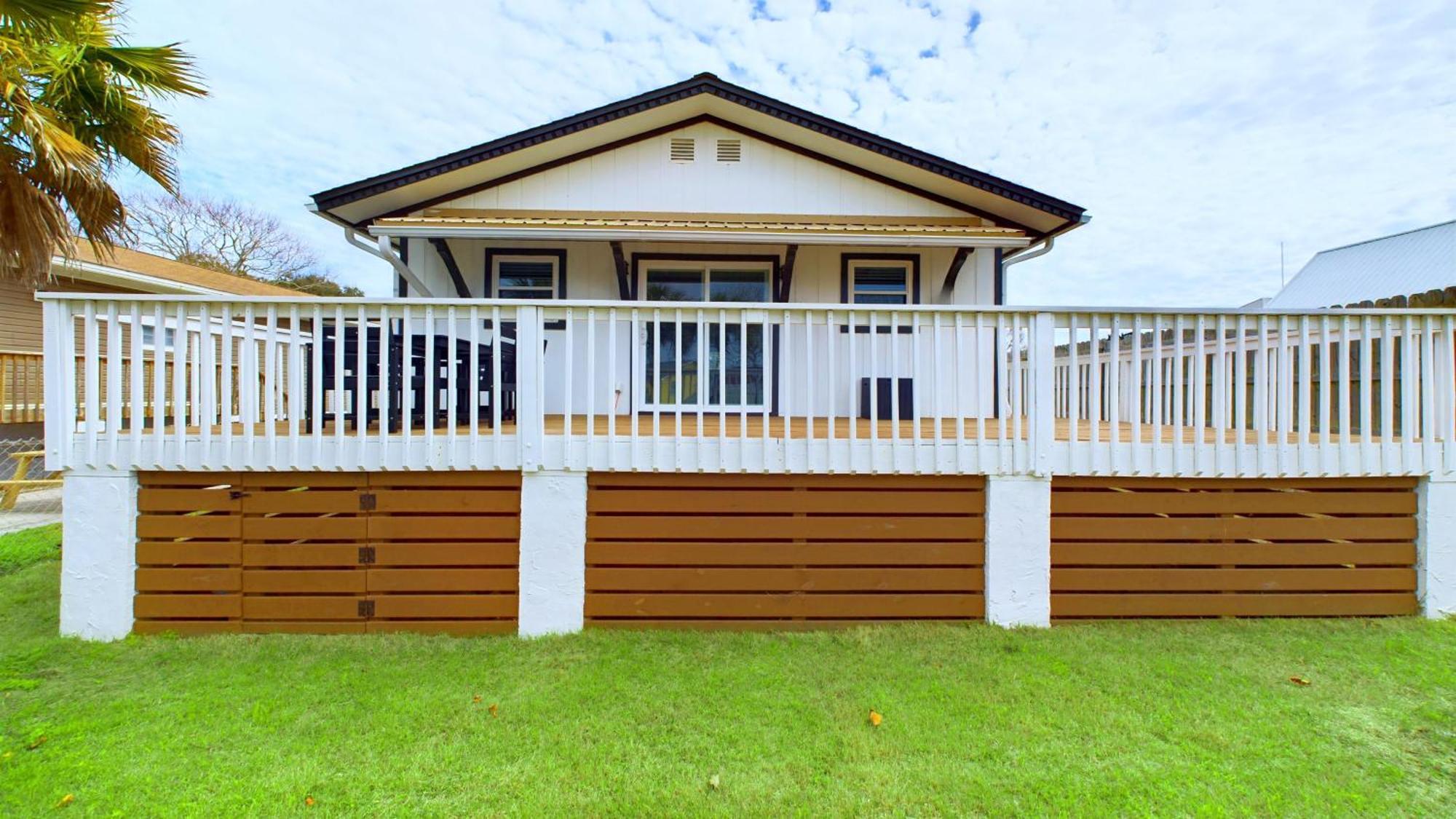 Holiday home 105 5th Street