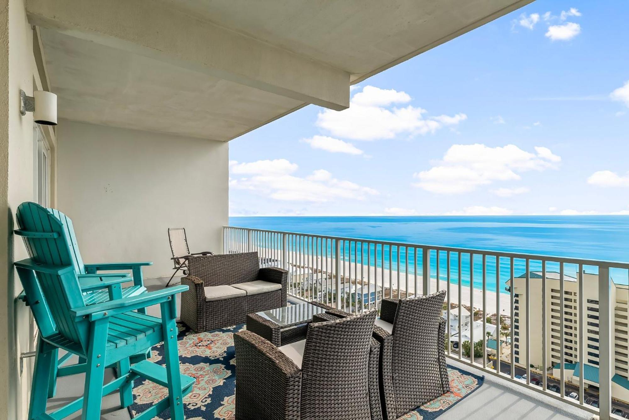 Holiday home The Lost Flip Flop At Laketown Wharf #2012 By Nautical Panama City Beach