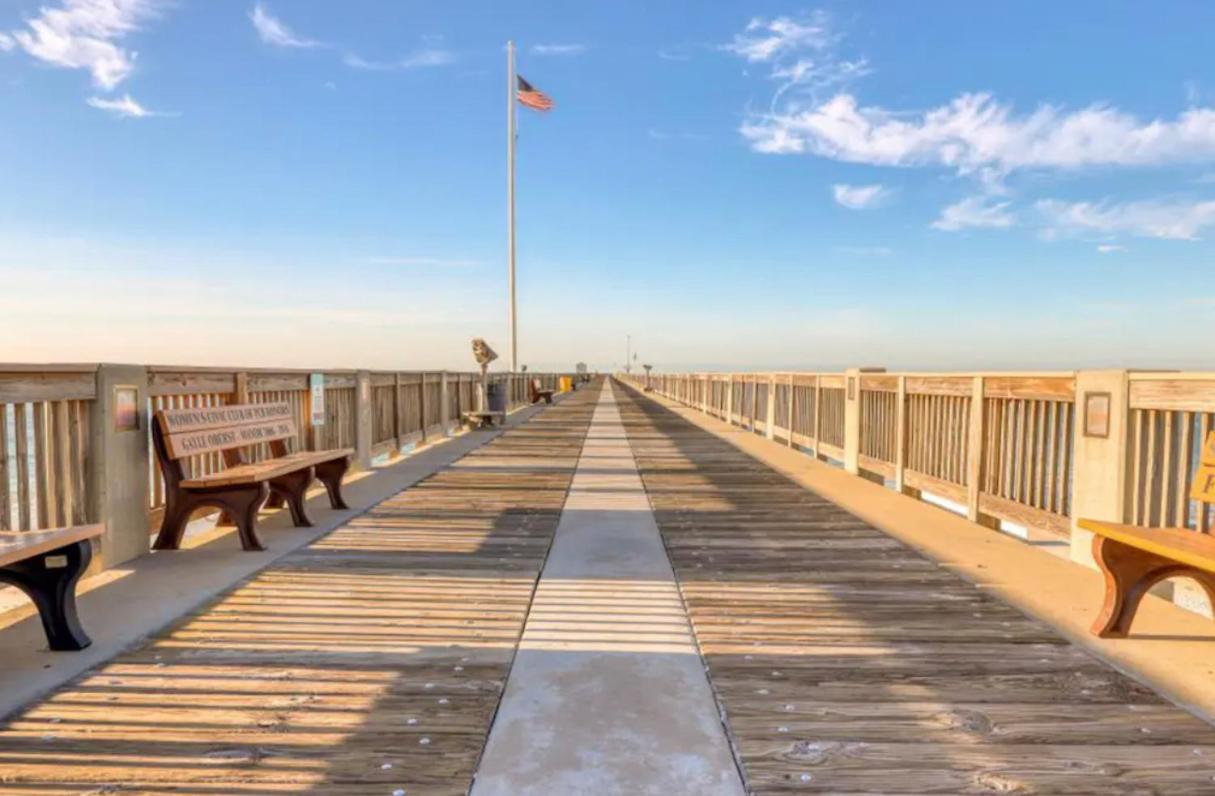1200 Tidewater Apartment