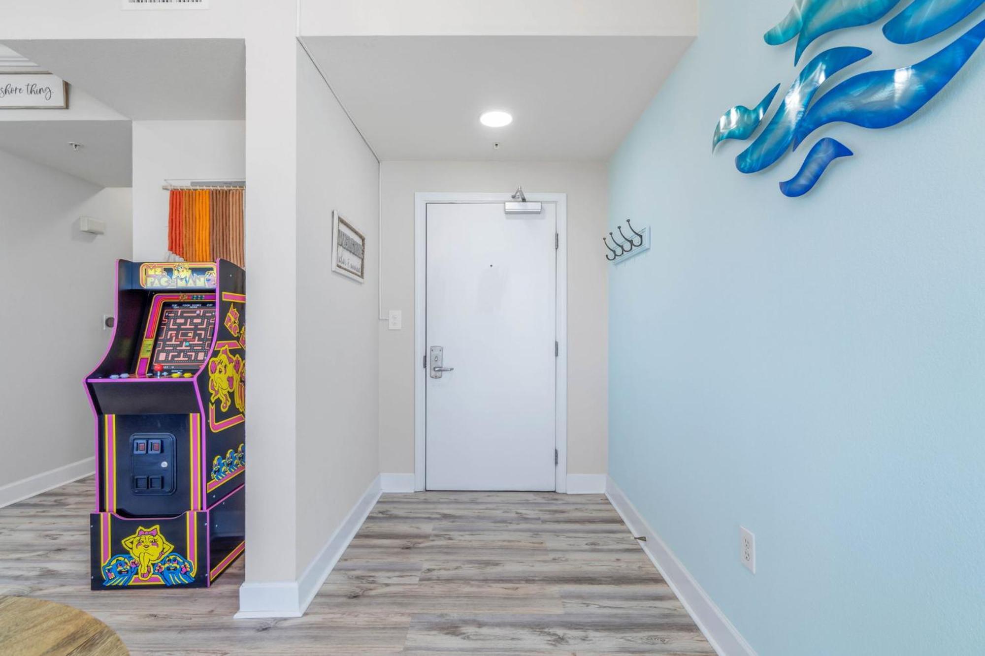 1200 Tidewater Apartment