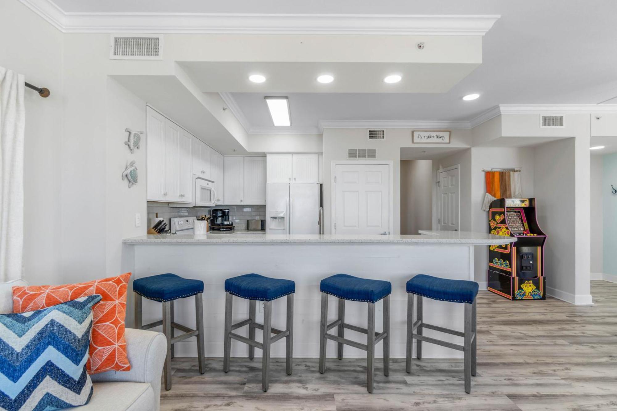 1200 Tidewater Apartment *