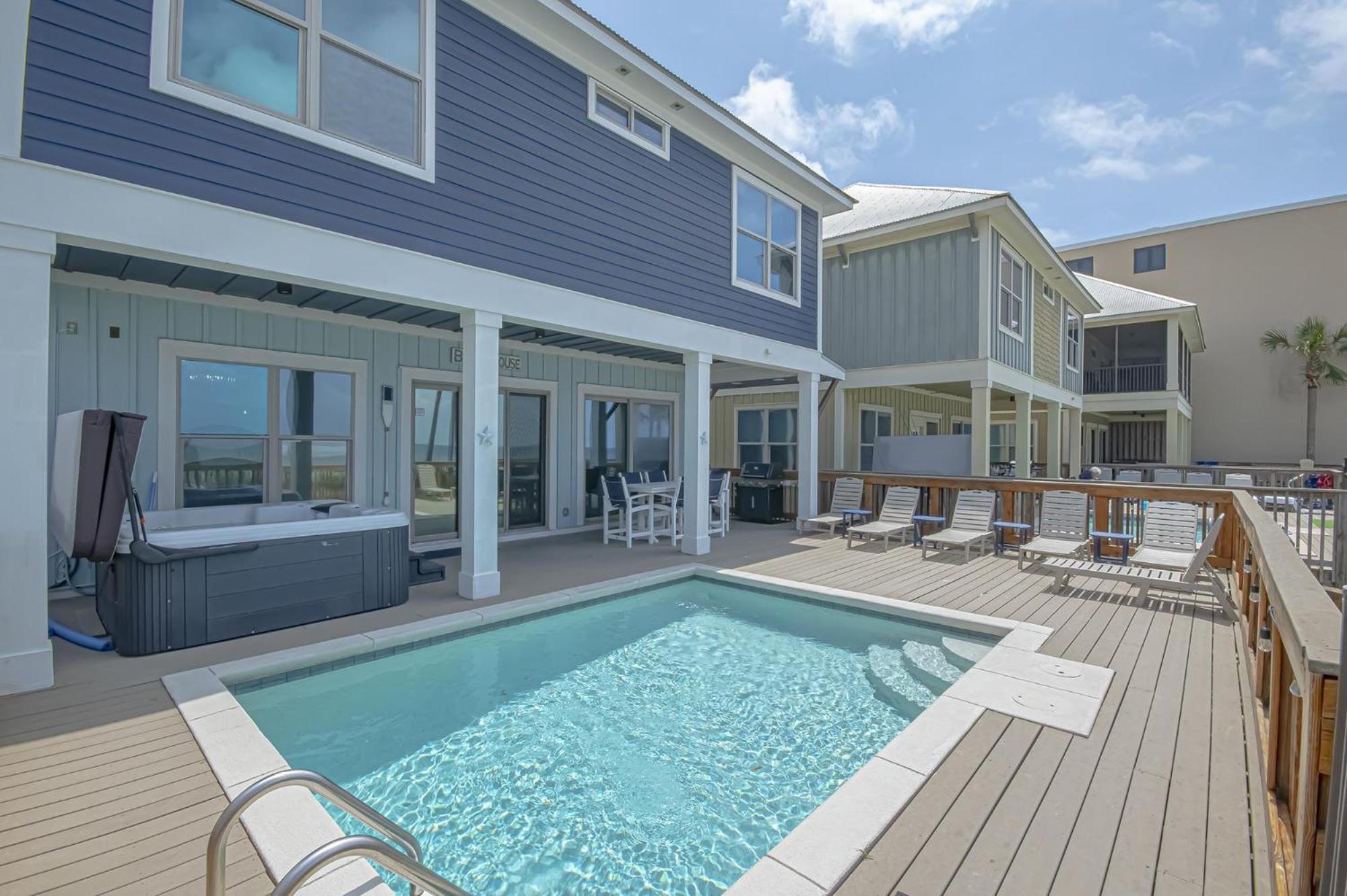 The Tourist Trap - Heated Private Beachfront Pool! Gorgeous!!! Holiday home Panama City Beach