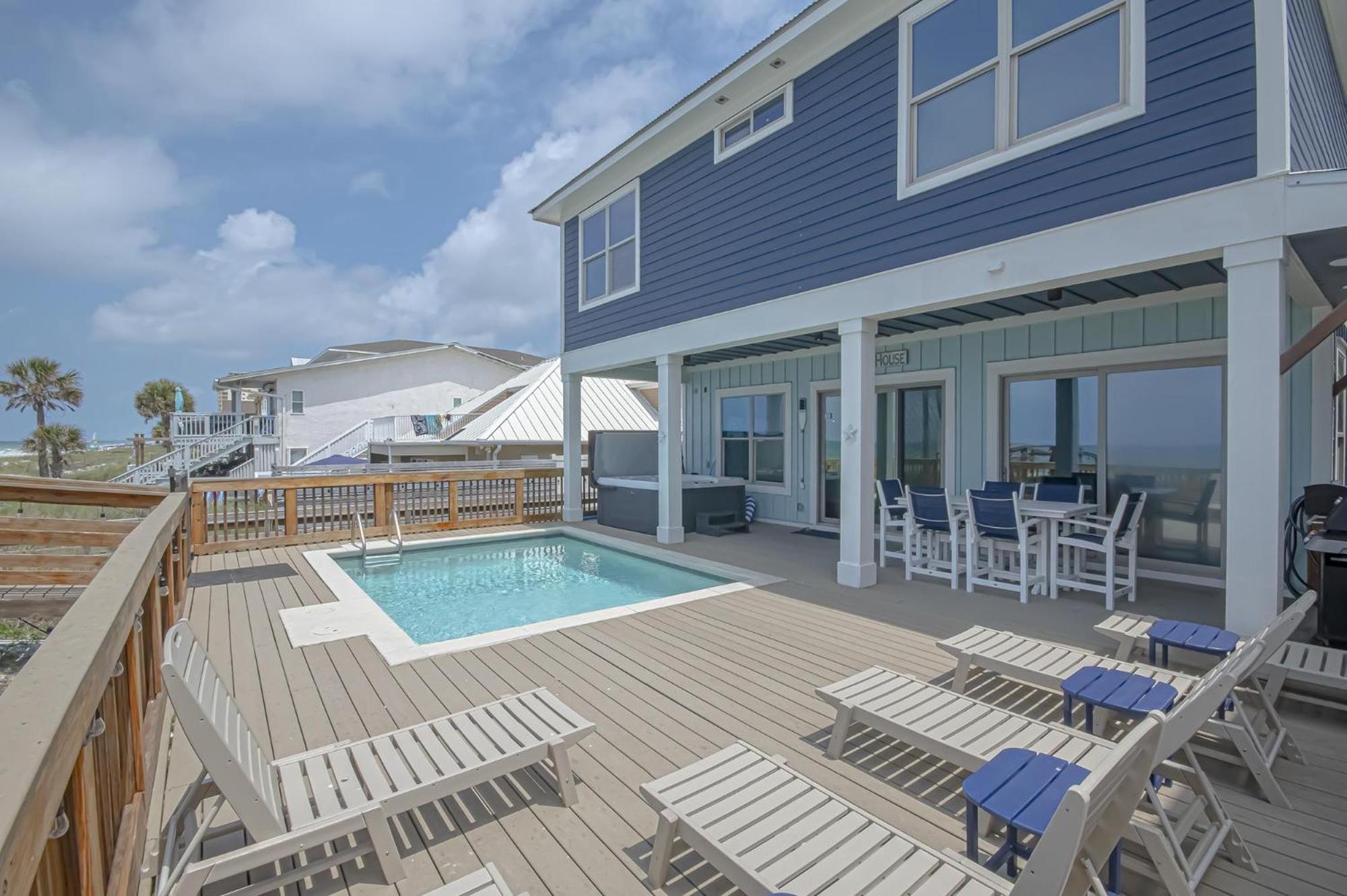 Holiday home The Tourist Trap - Heated Private Beachfront Pool! Gorgeous!!!