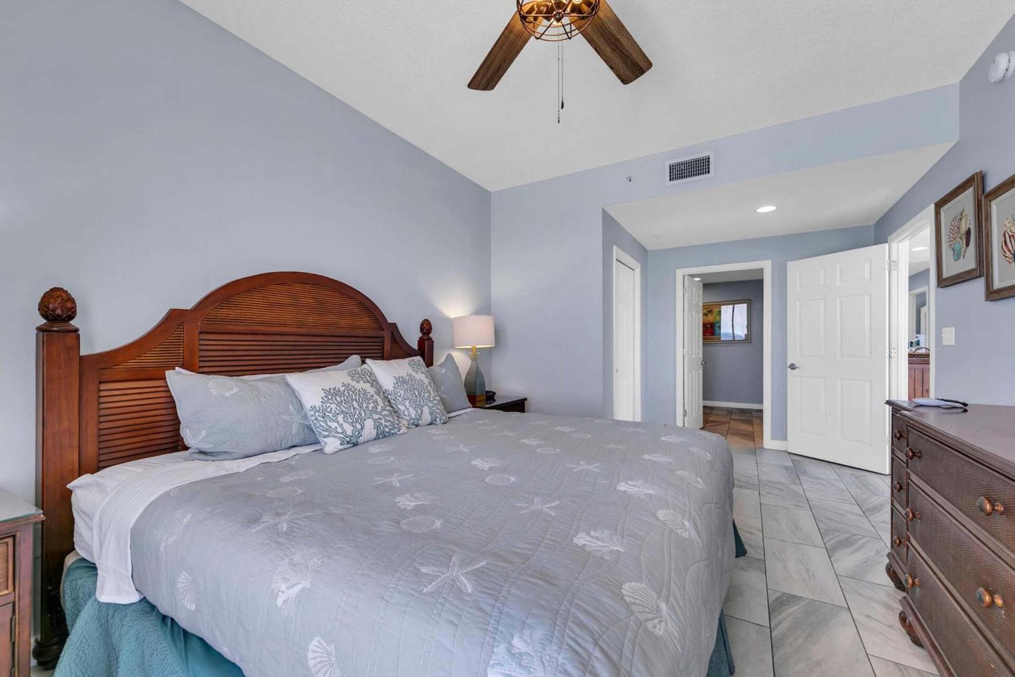 Sterling Reef 401 Apartment *