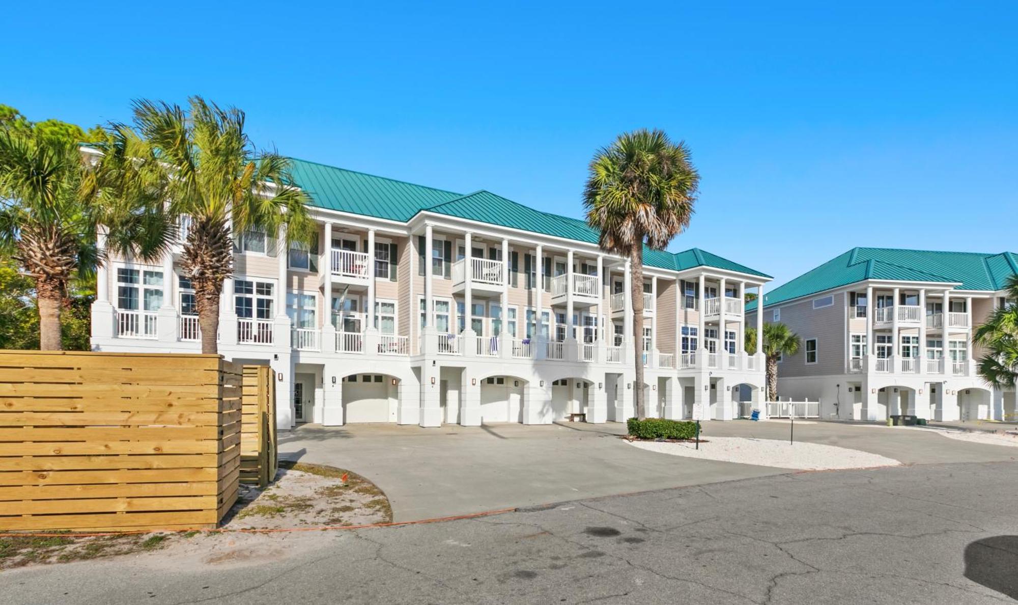 Sleeps 58 Large Familycorporate Gatherings *