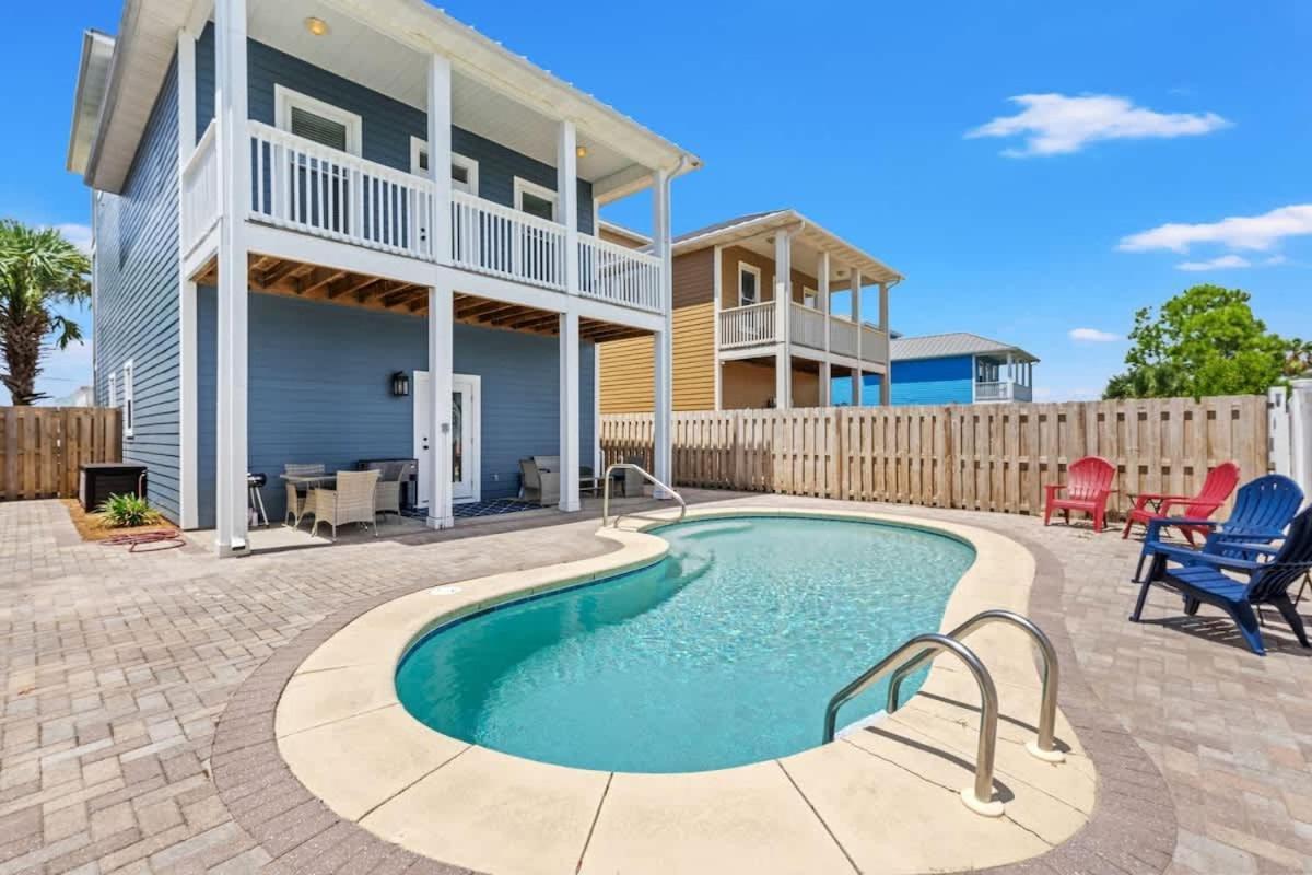 A Wave From It Holiday home