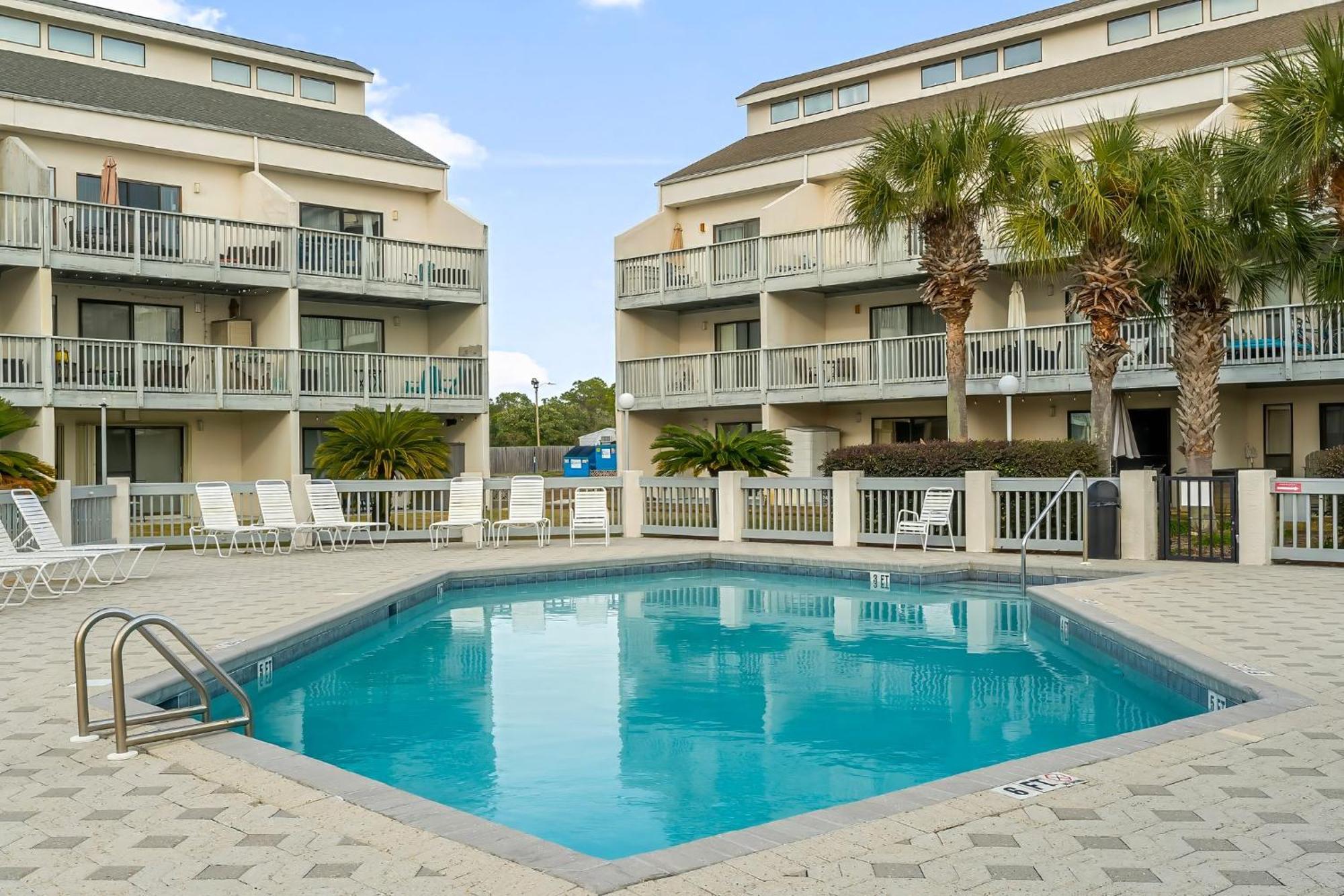 Endless Summer D1 Apartment