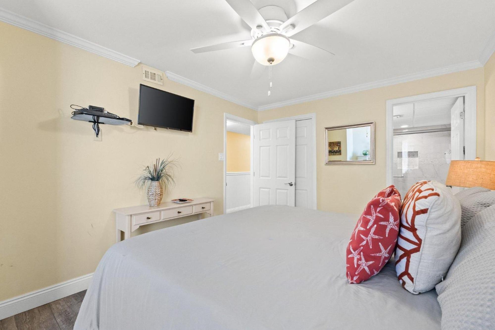 Pelican Walk 810 Holiday home *