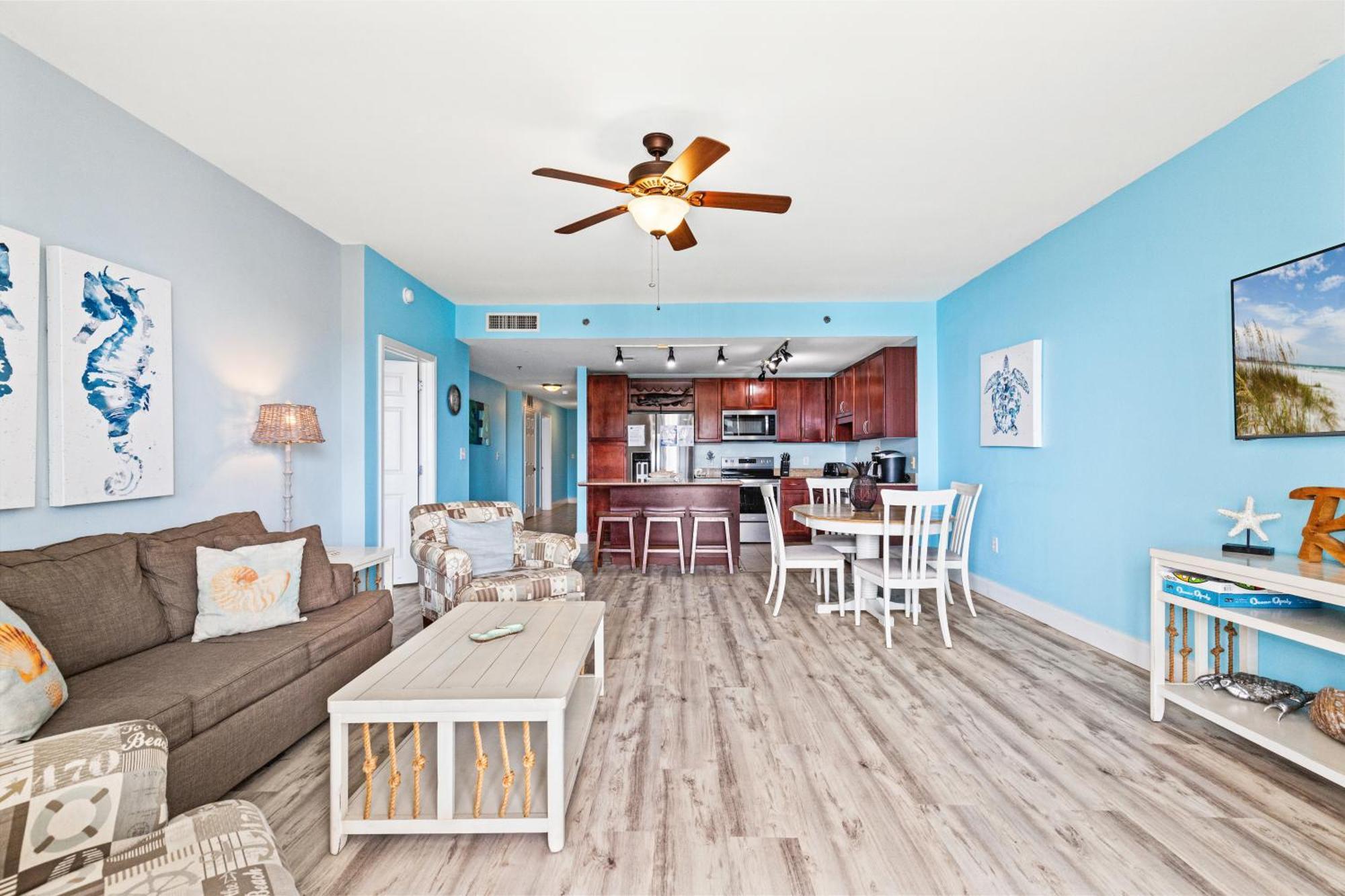 Blue Turtle At Laketown Apartment