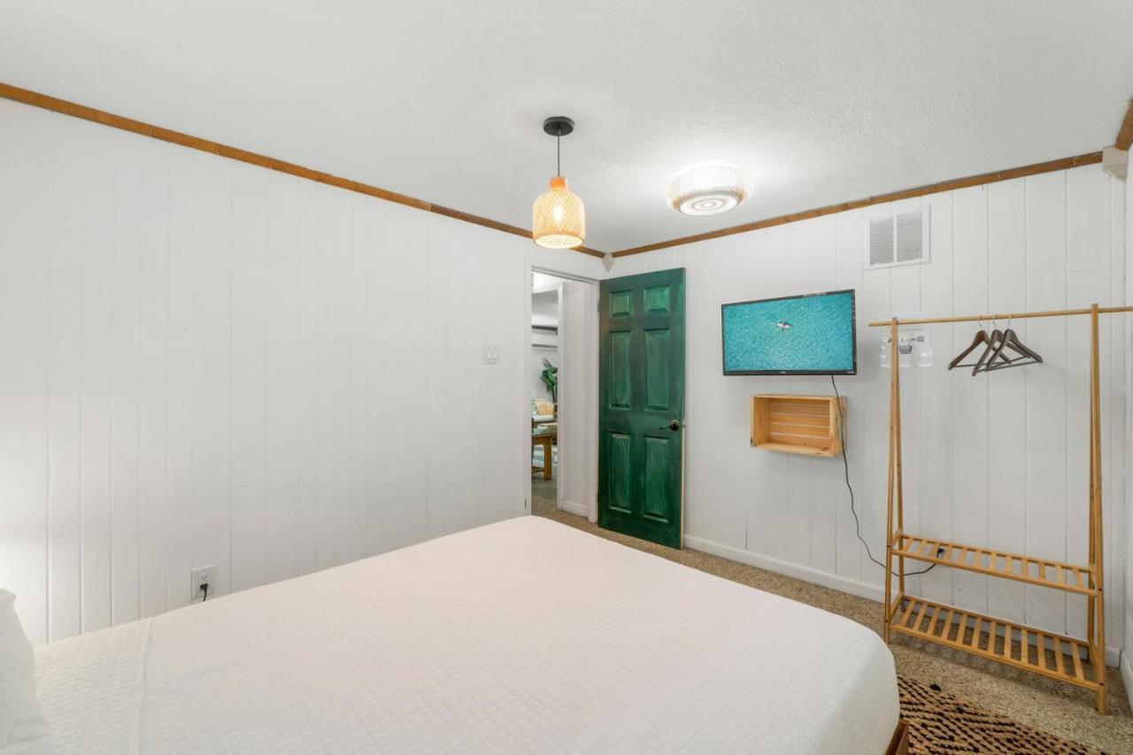 Havana Day Dreaming Laguna Pet Friendly Holiday home Panama City Beach