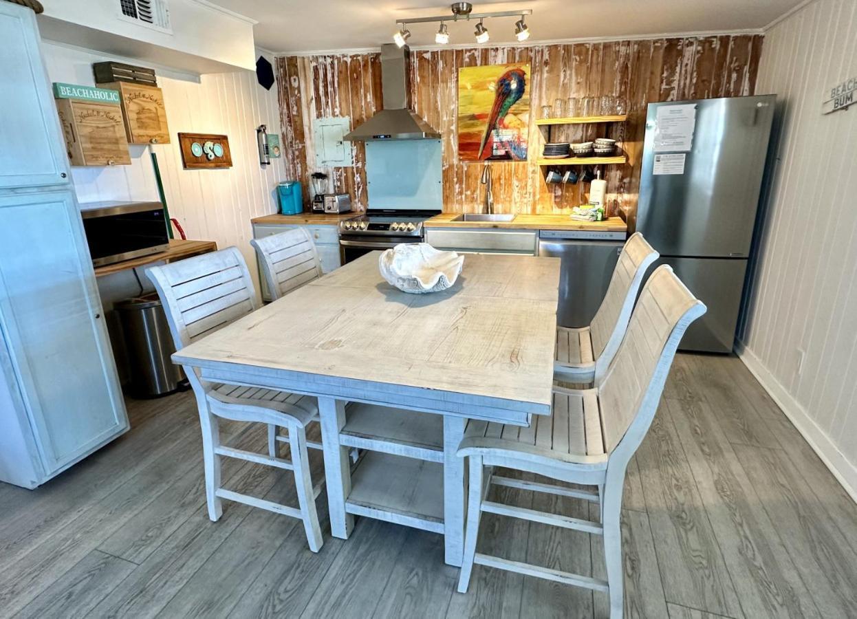 Holiday home Gone Coastal Laguna Pet Friendly *