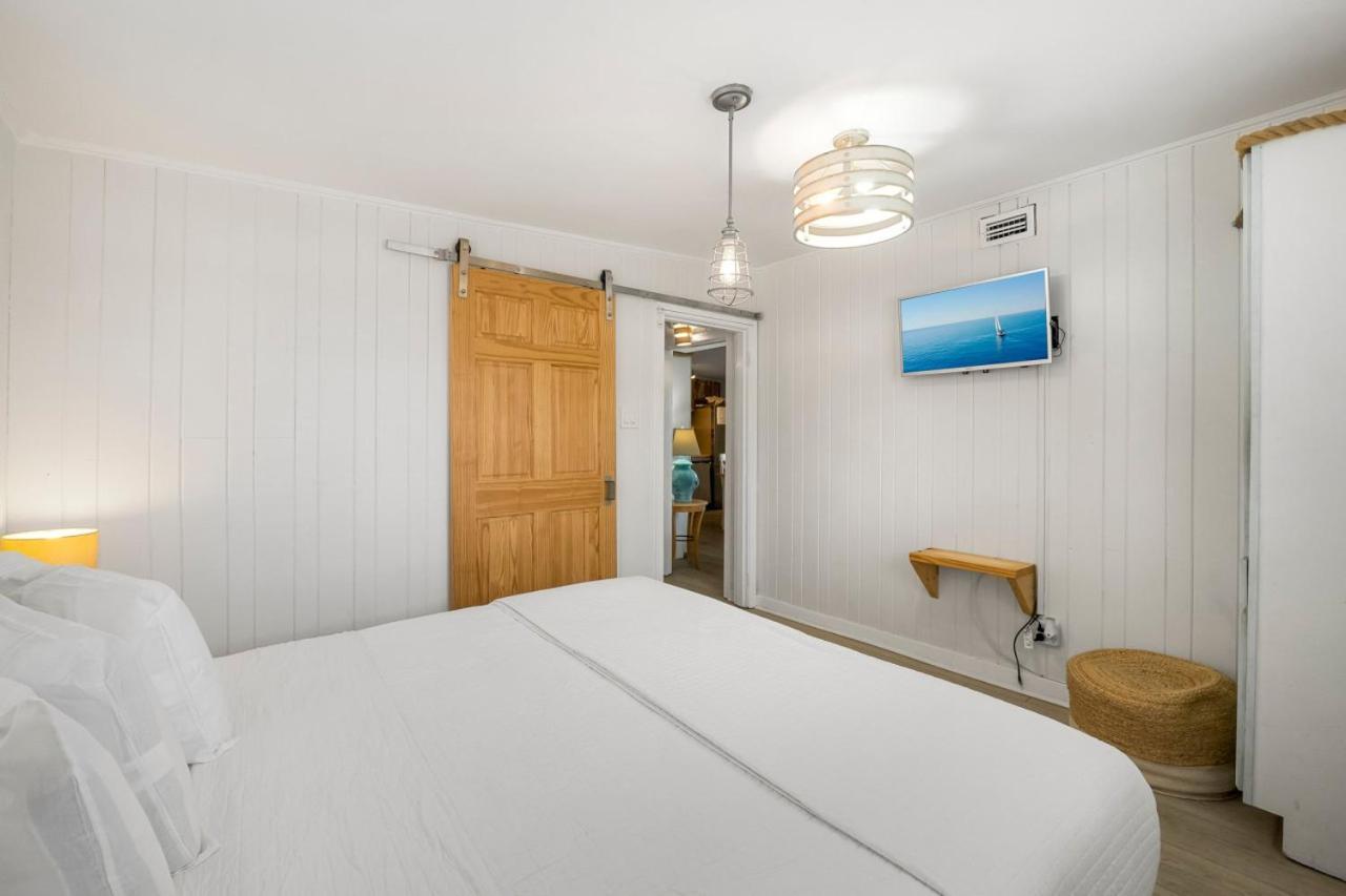 Holiday home Gone Coastal Laguna Pet Friendly Panama City Beach