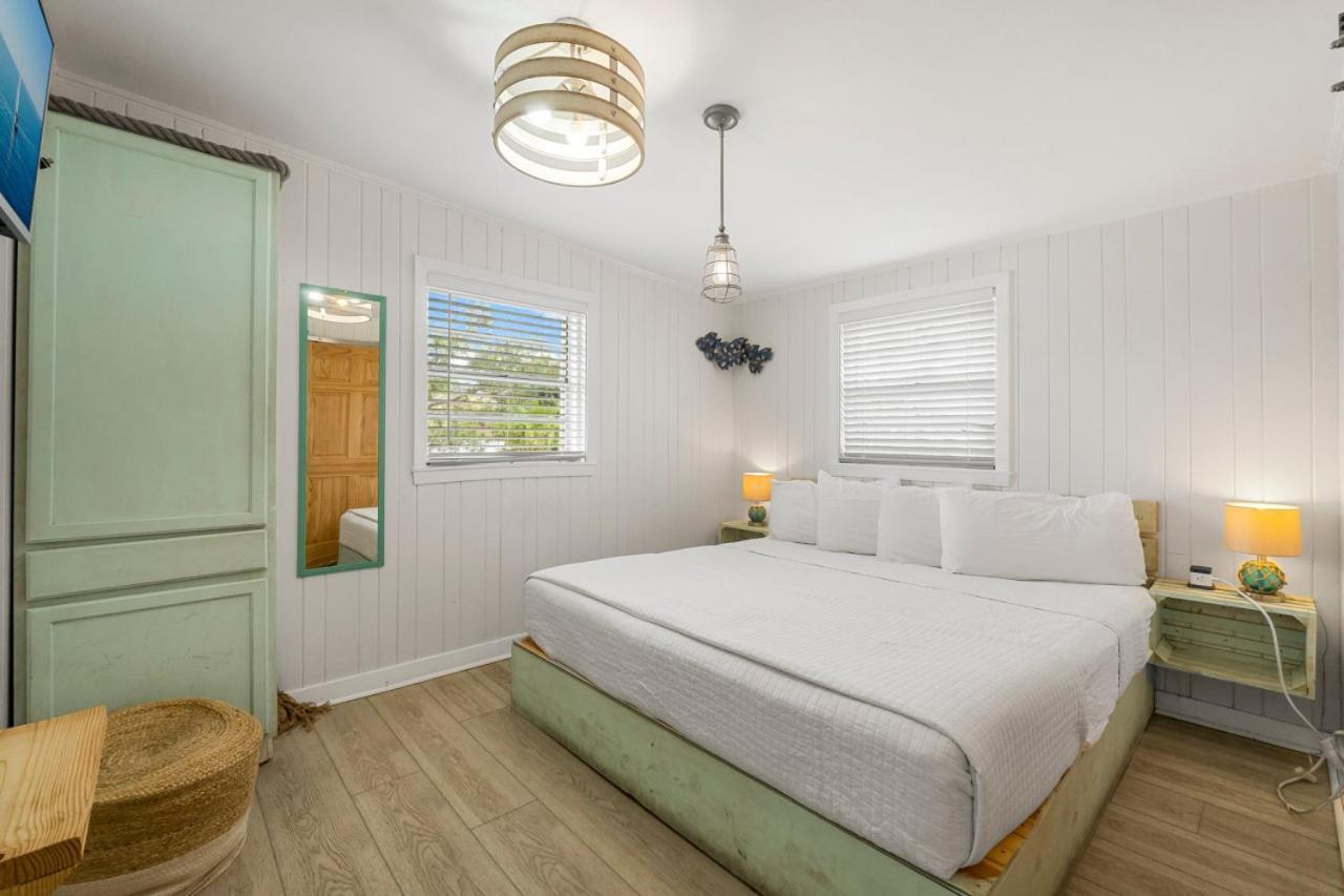 Gone Coastal Laguna Pet Friendly *