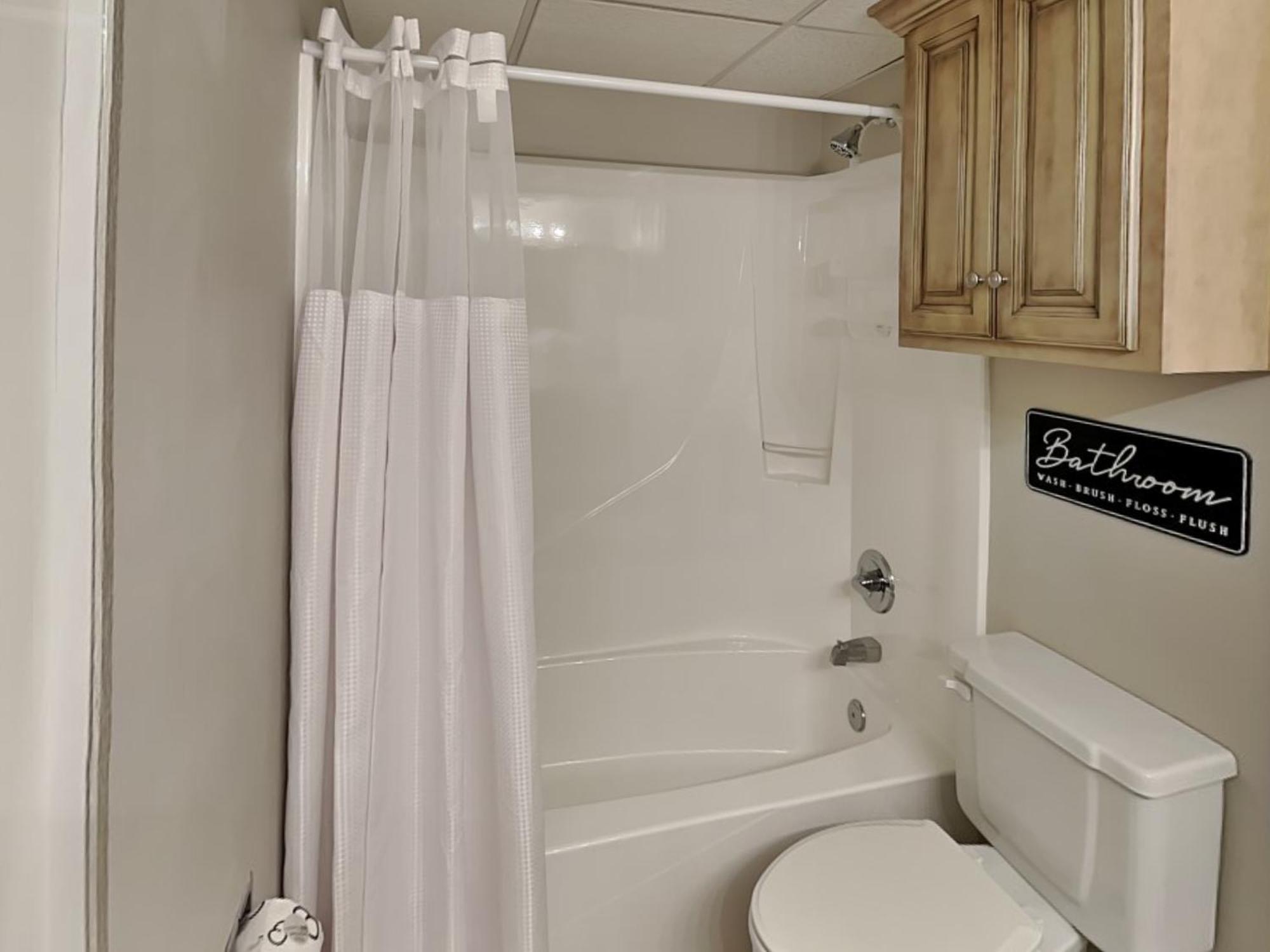 Edgewater Leeward 605 Apartment Panama City Beach
