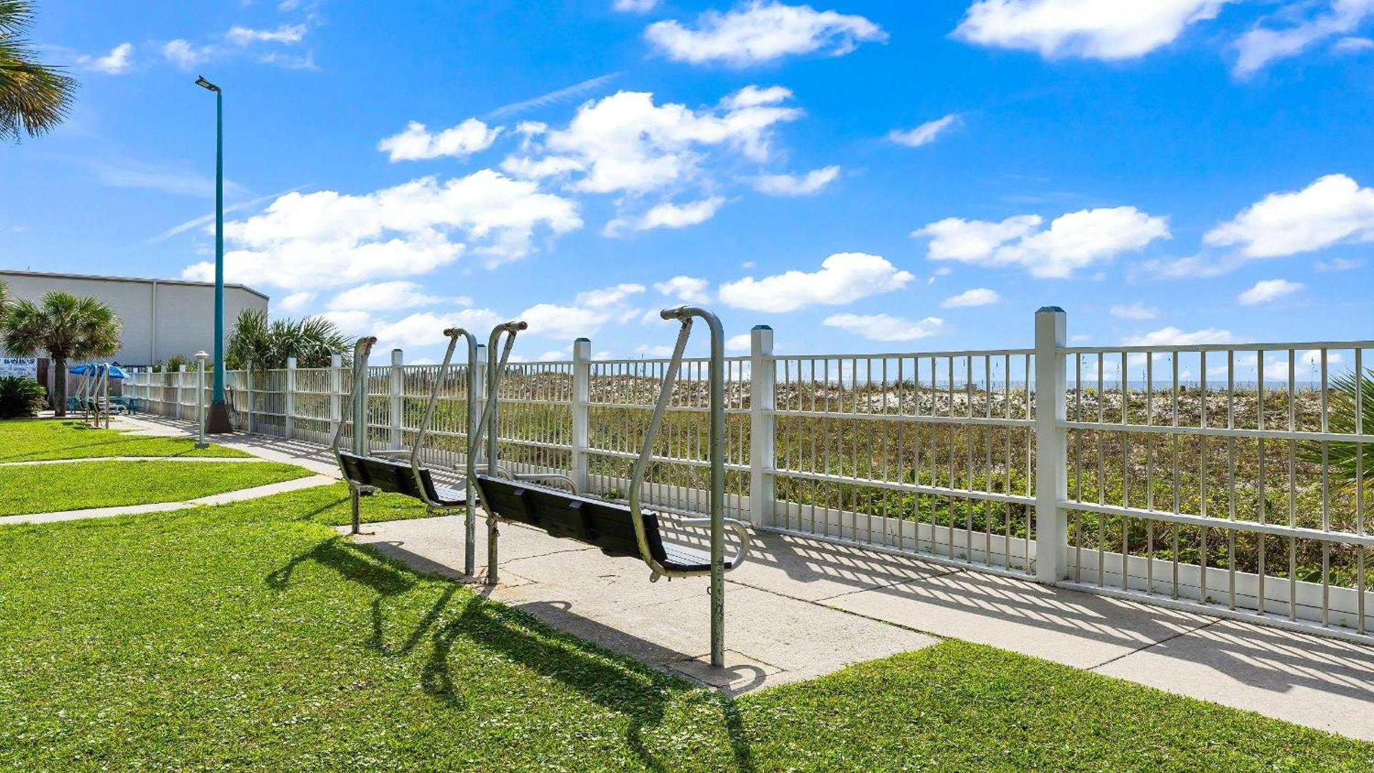 Holiday home The Summit 301