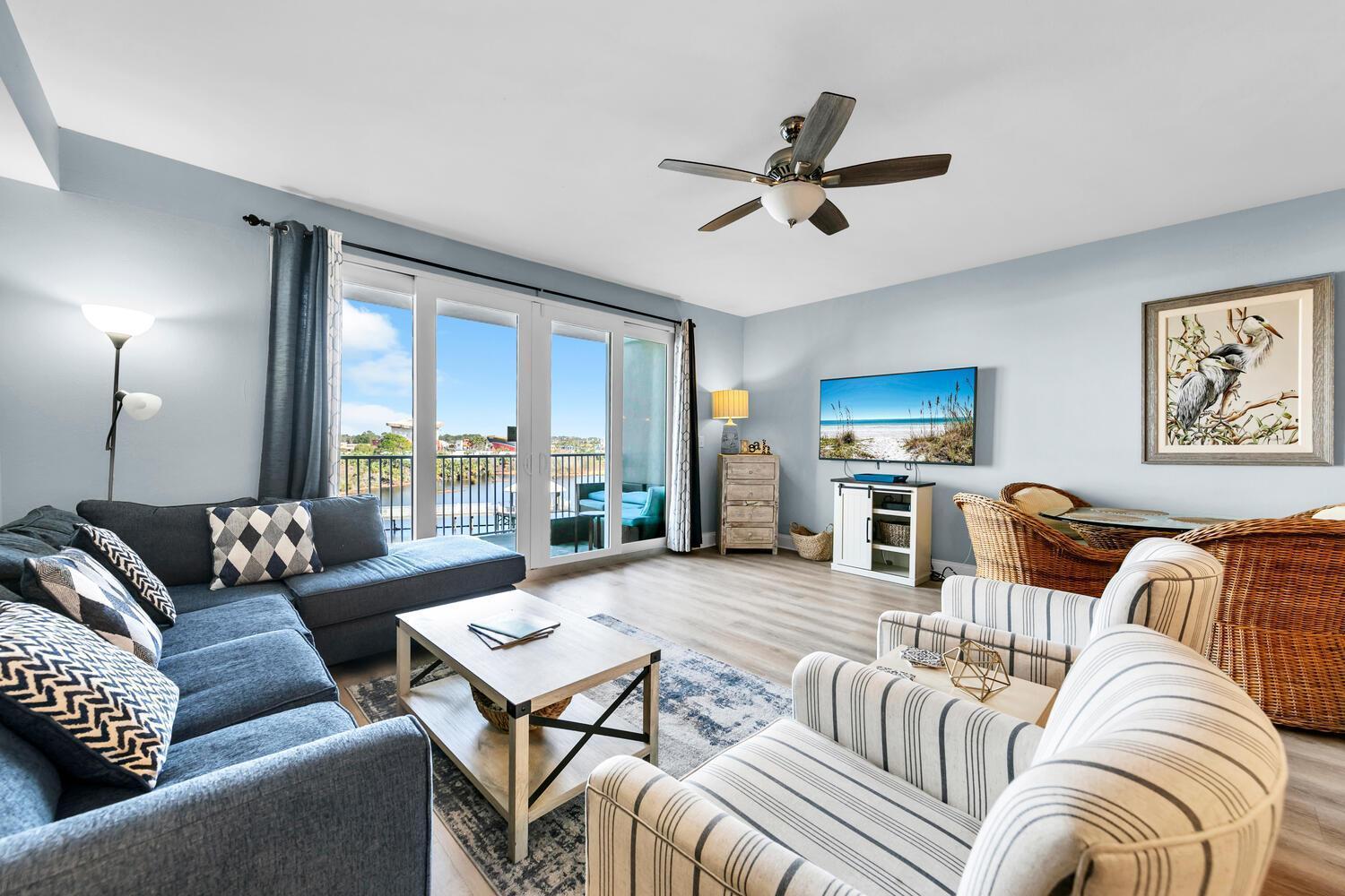 Laketown Wharf 317