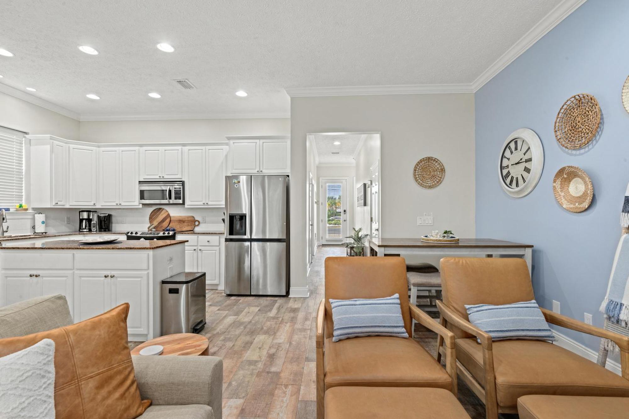 Escape To Dollar Holler: Coastal Retreat, 3 Beds, 25 Baths, Sleeps 10! *