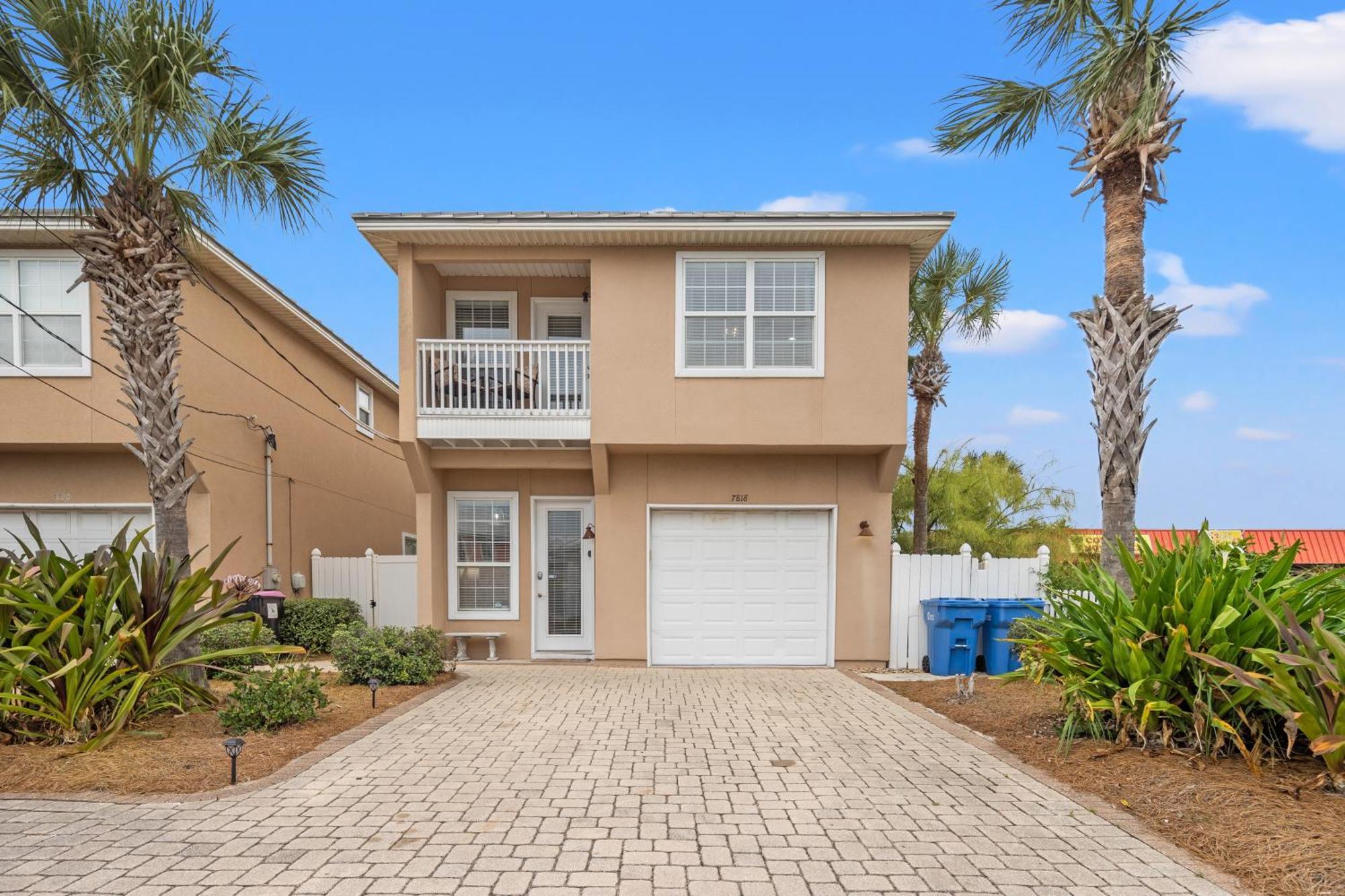 Escape To Dollar Holler: Coastal Retreat, 3 Beds, 25 Baths, Sleeps 10! Holiday home