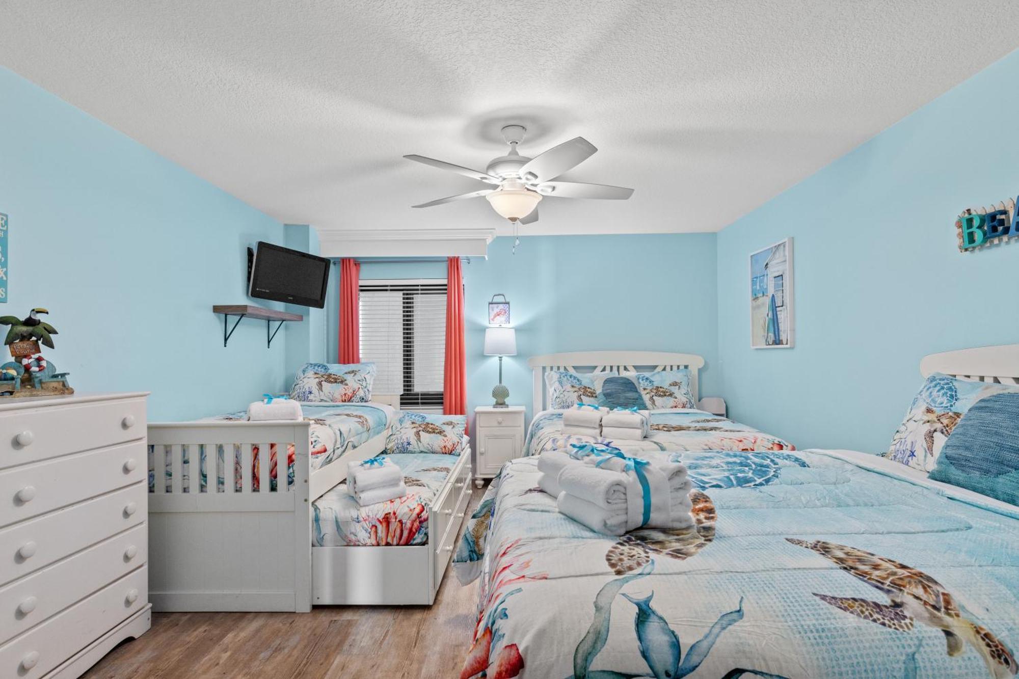 Watercrest Waves! Beachfront 2br/2ba Condo, Sleeps 8, Stunning Gulf Views!