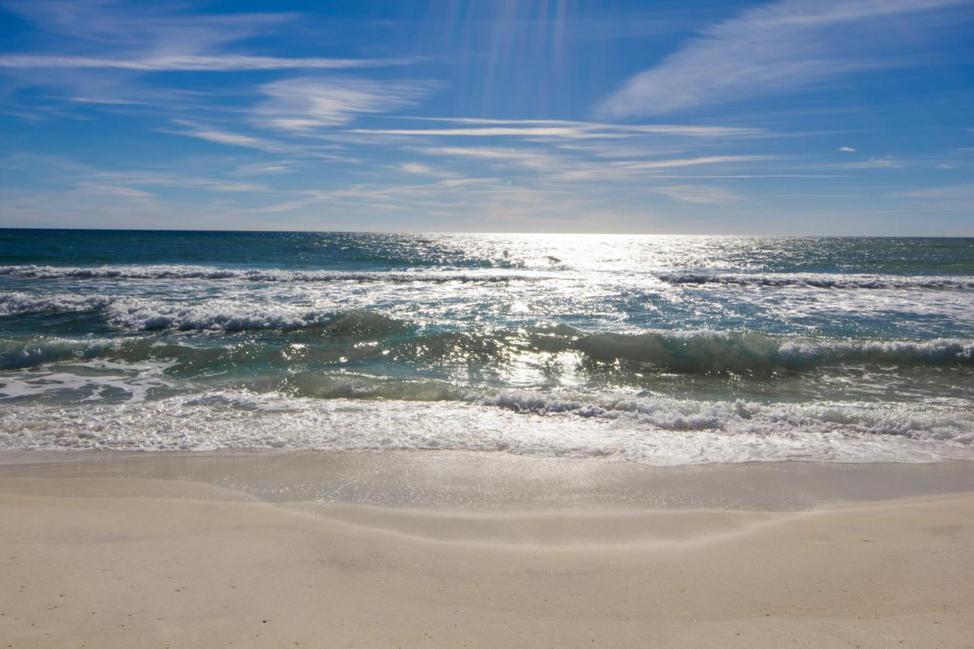 Holiday home Beachfront Bliss Awaits: 2-bed, 2-bath At Sterling Reef - Sleeps 6! Panama City Beach