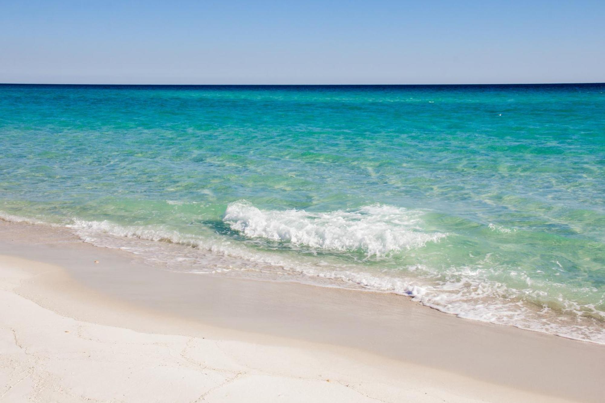 Beachfront Bliss Awaits: 2-bed, 2-bath At Sterling Reef - Sleeps 6! Panama City Beach