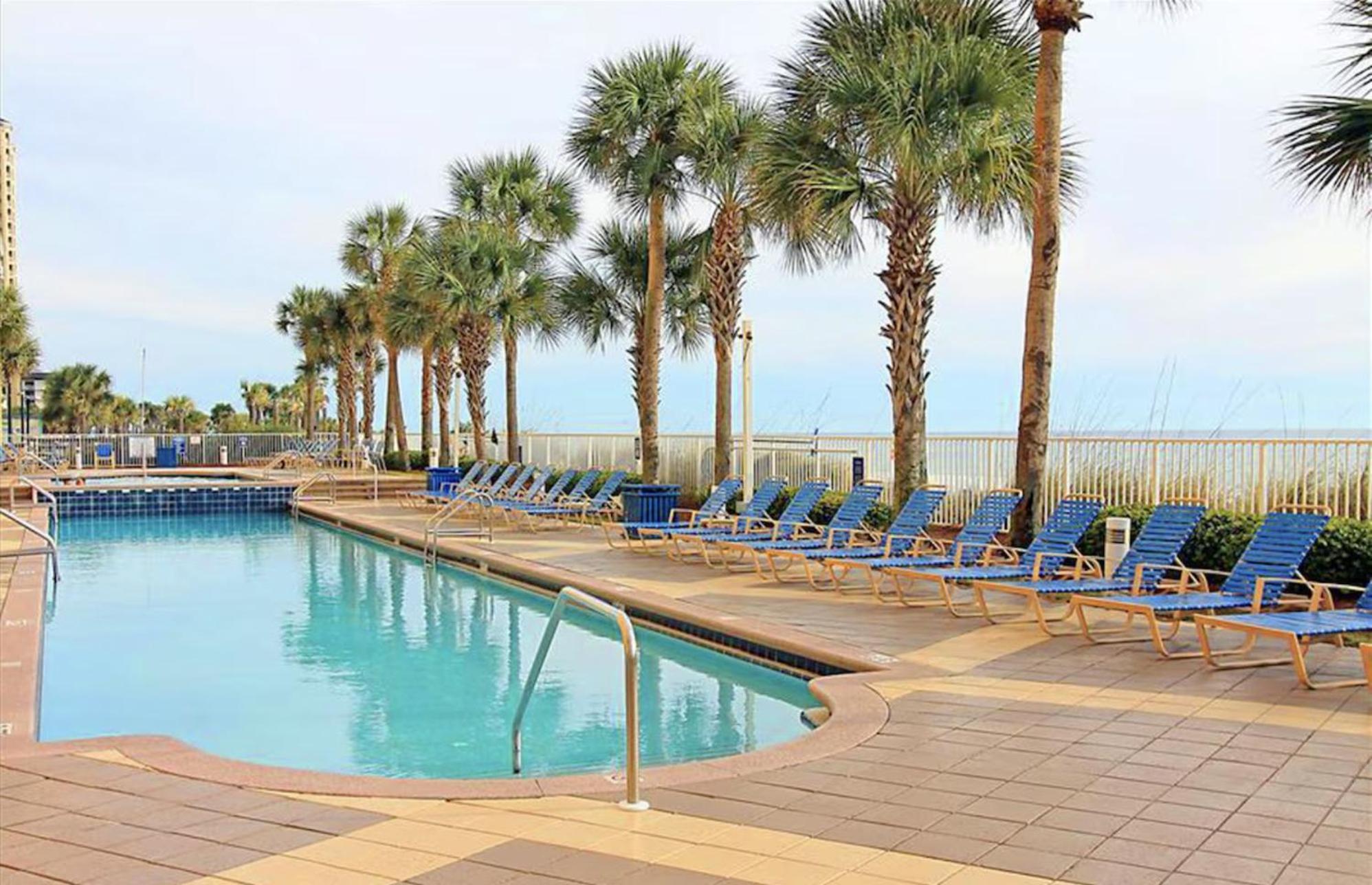Beachfront Bliss Awaits: 2-bed, 2-bath At Sterling Reef - Sleeps 6!