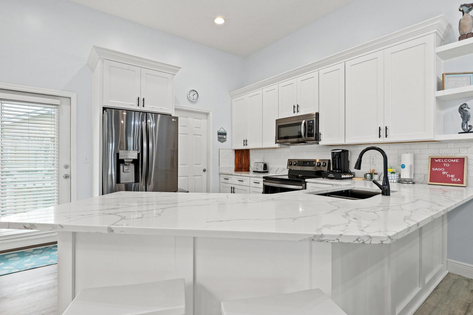 Sago By The Sea: 2-bed, 25-bath Retreat Steps From The Beach, Sleeps 7! *