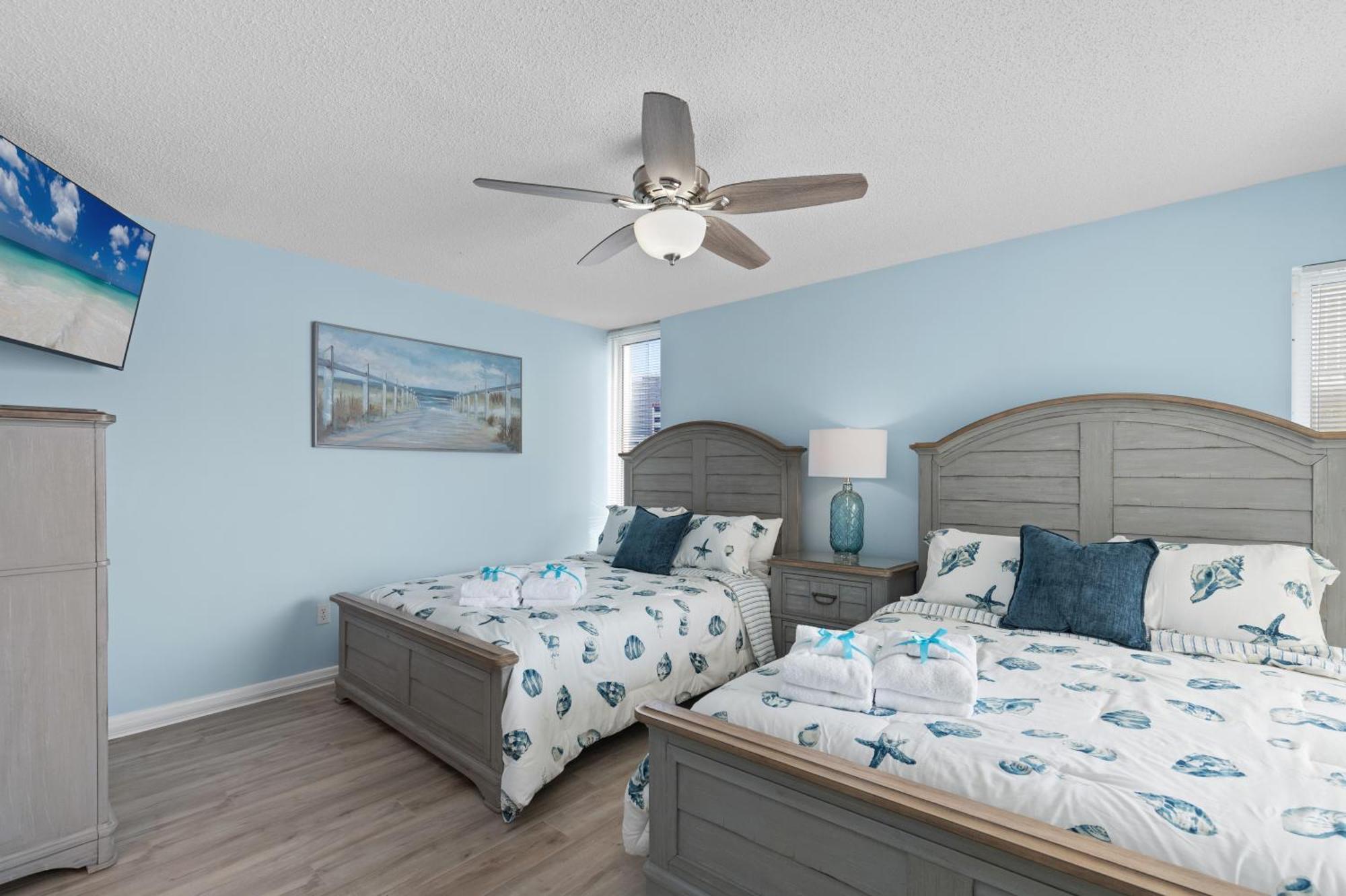 Long 2-501 | Kc & The Sunshine State * Panama City Beach