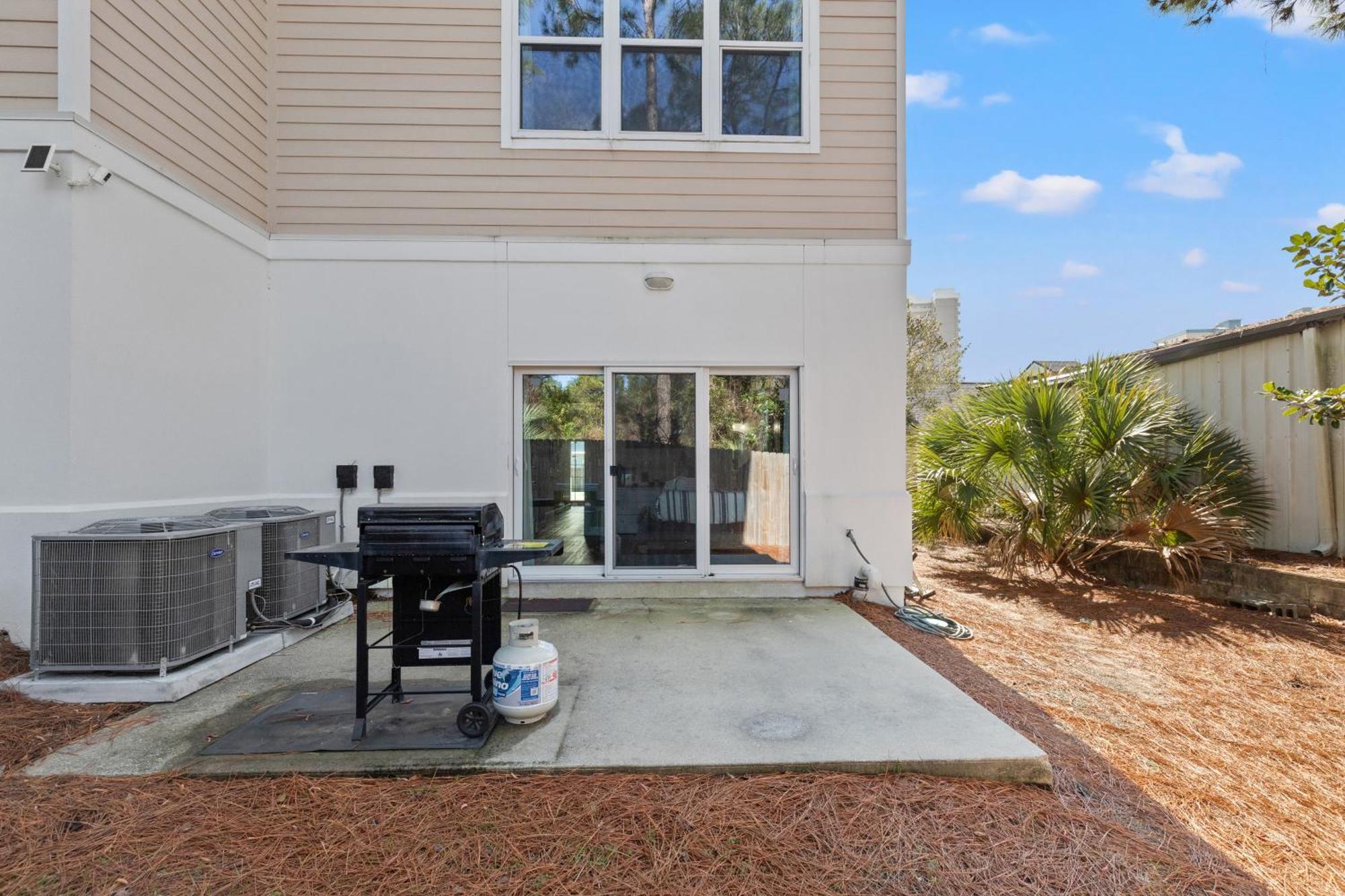 Sailors Cove: 5-bedroom, 45 Baths, Sleeps 12! Steps Away From The Beach! * Panama City Beach