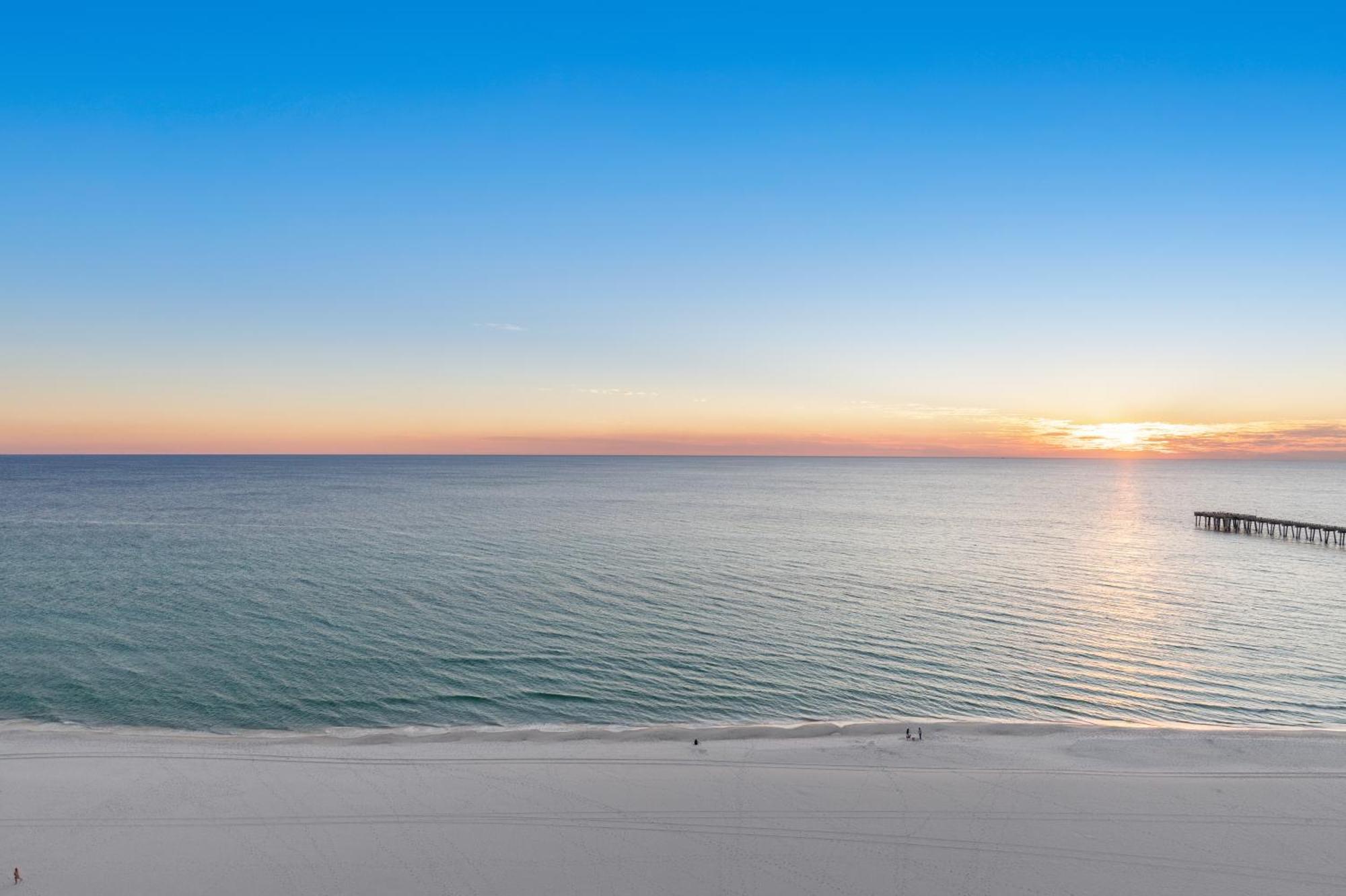 Beachfront Bliss Awaits: 2-bed, 2-bath At Sterling Reef - Sleeps 6! * Panama City Beach
