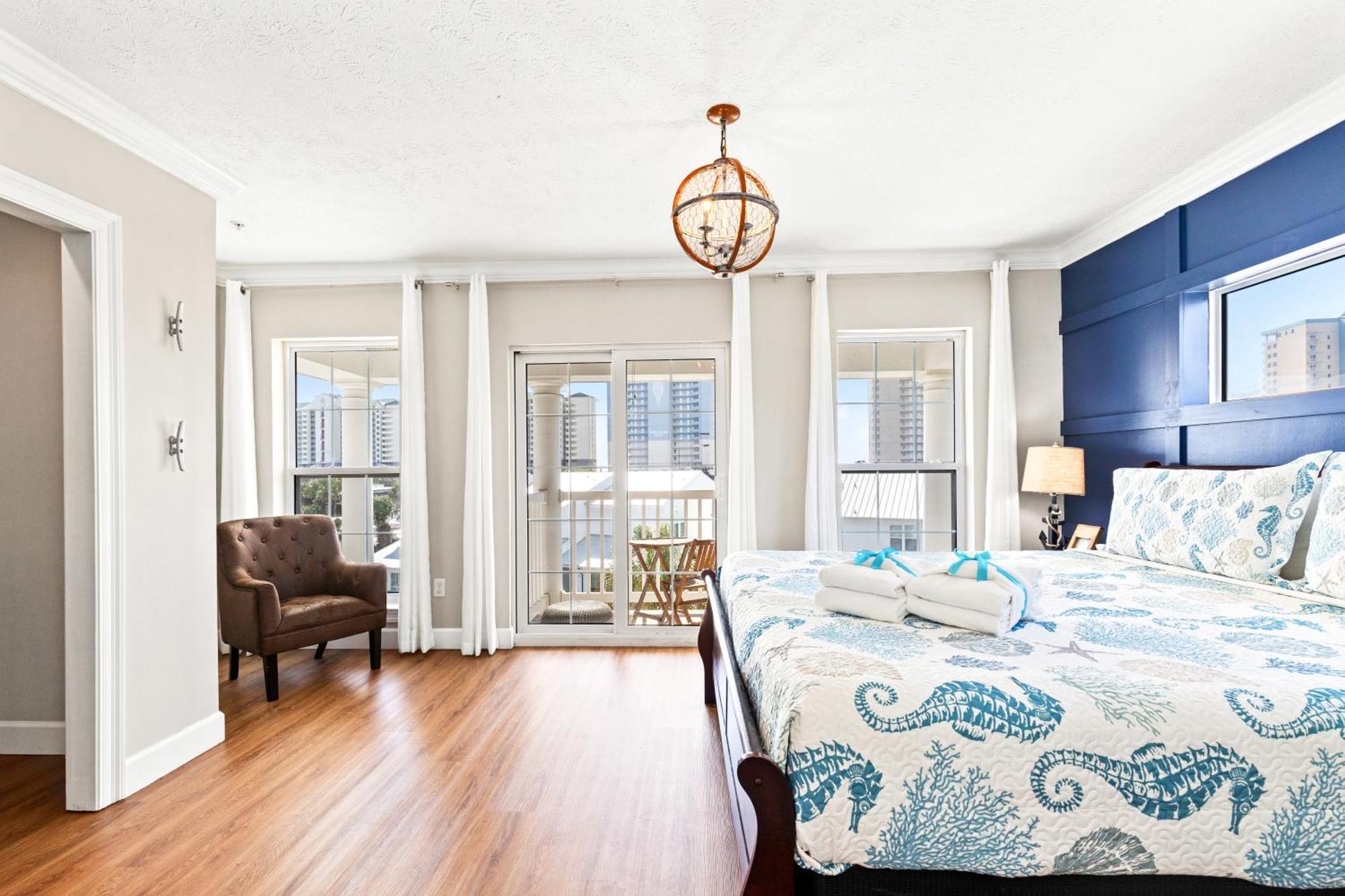 Holiday home Sailors Cove: 5-bedroom, 45 Baths, Sleeps 12! Steps Away From The Beach! Panama City Beach